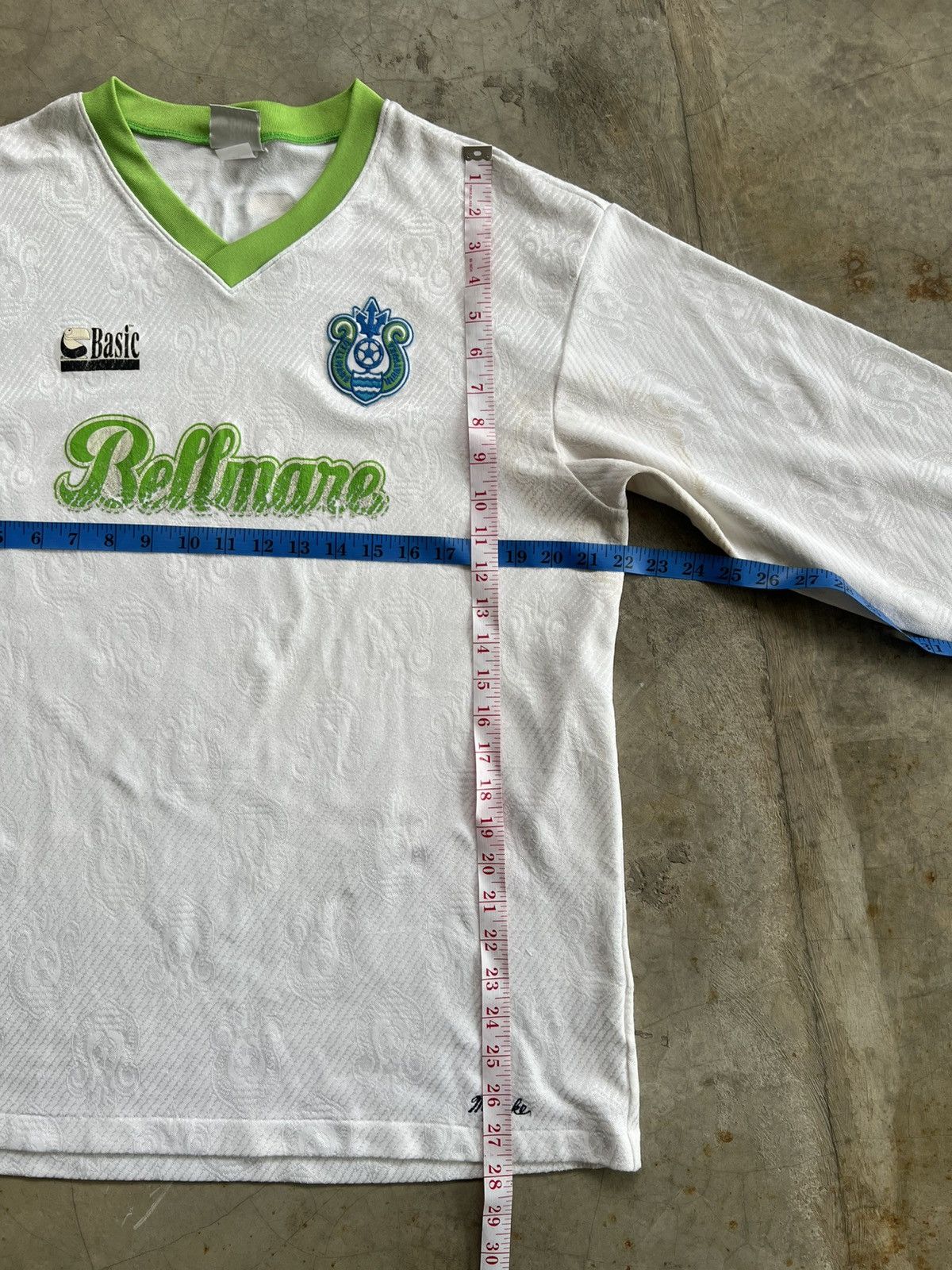 Japanese Brand 90’s Bellmare Hiratsuka Japan Vintage Jersey Size US L / EU 52-54 / 3 - 8 Thumbnail