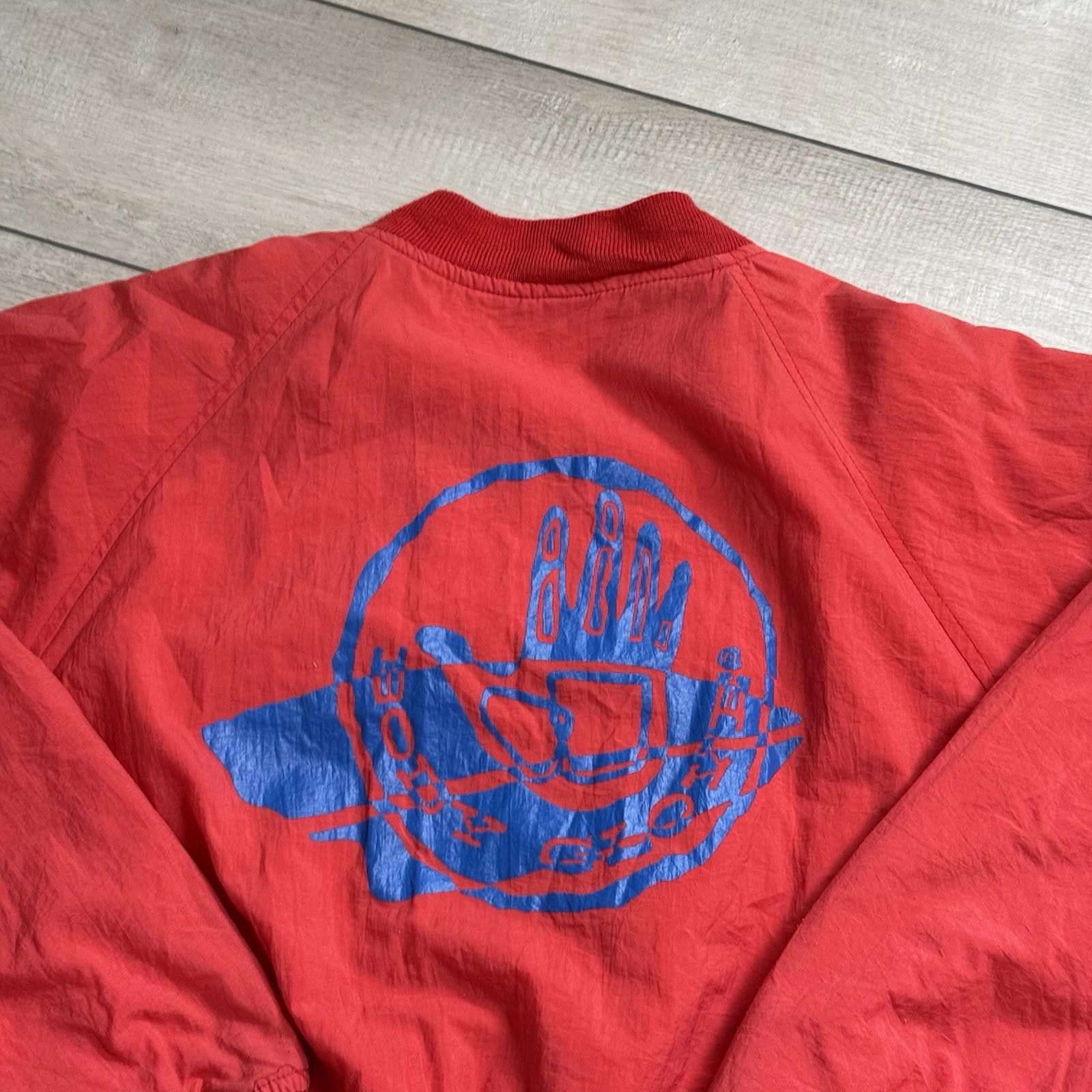 Body Glove Vintage 1993 Body Glove Red Nylon Bomber Jacket Size L Size US L / EU 52-54 / 3 - 6 Thumbnail