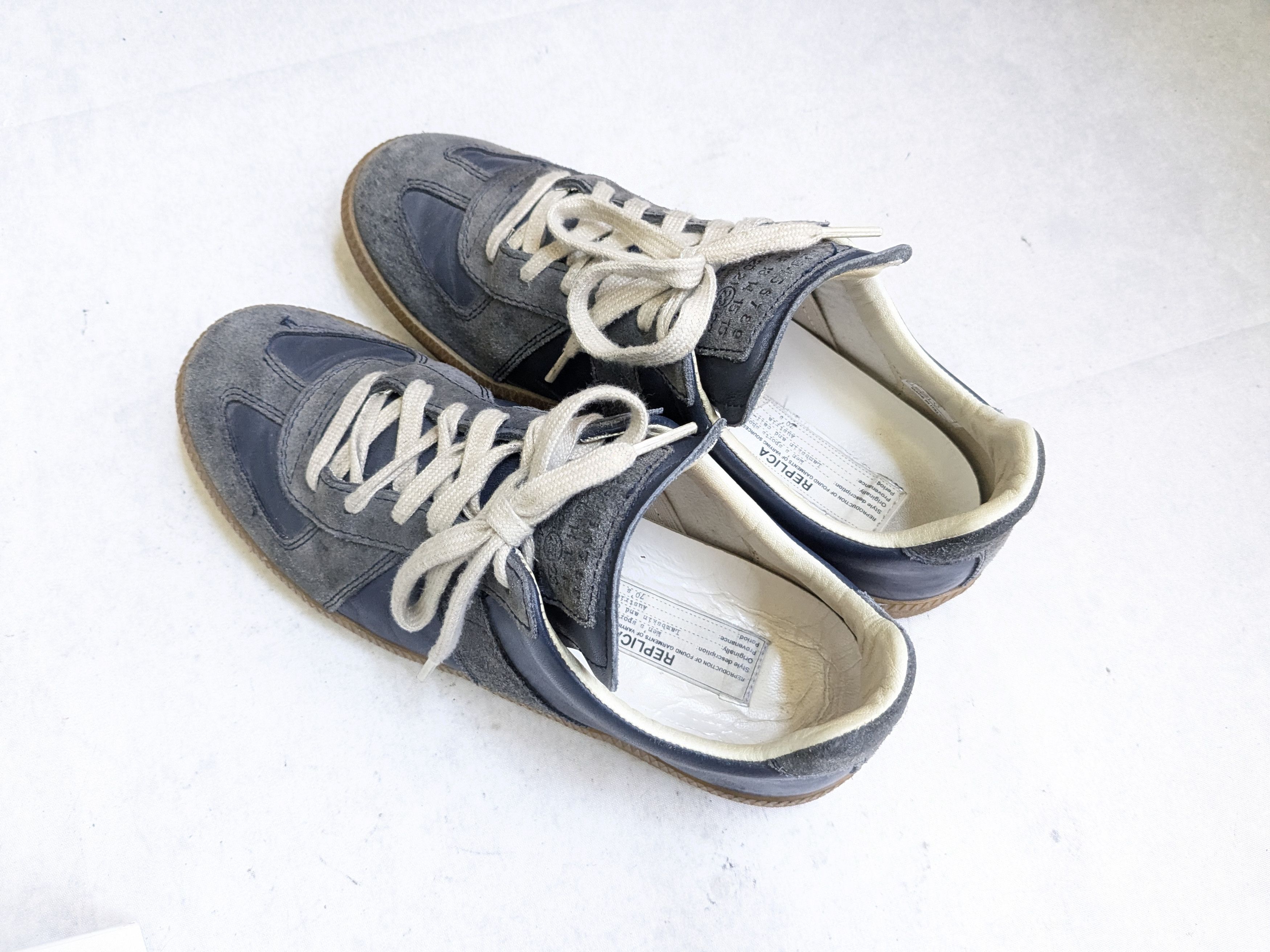 Maison Margiela Maison Margiela Replica GAT Navy Blue 7 40 Low Tops Size US 7 / EU 40 - 13 Thumbnail