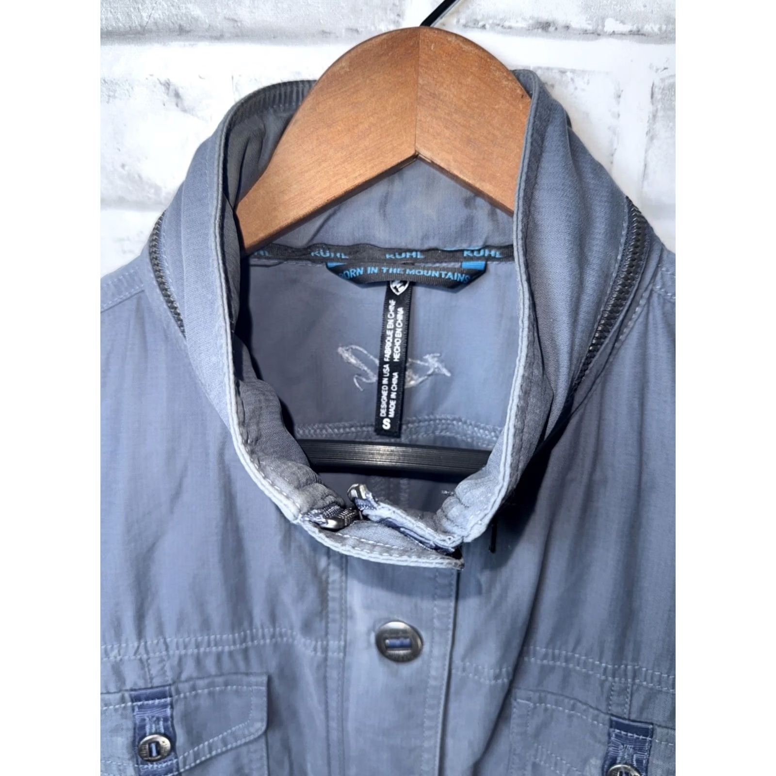 Vintage Kuhl Vest Womens Small Gray Rekon Full Zip Tactical Utility Hooded Vest (90s Outdoor) Womens, Vest, Gray, Small Size S / US 4 / IT 40 - 2 Thumbnail