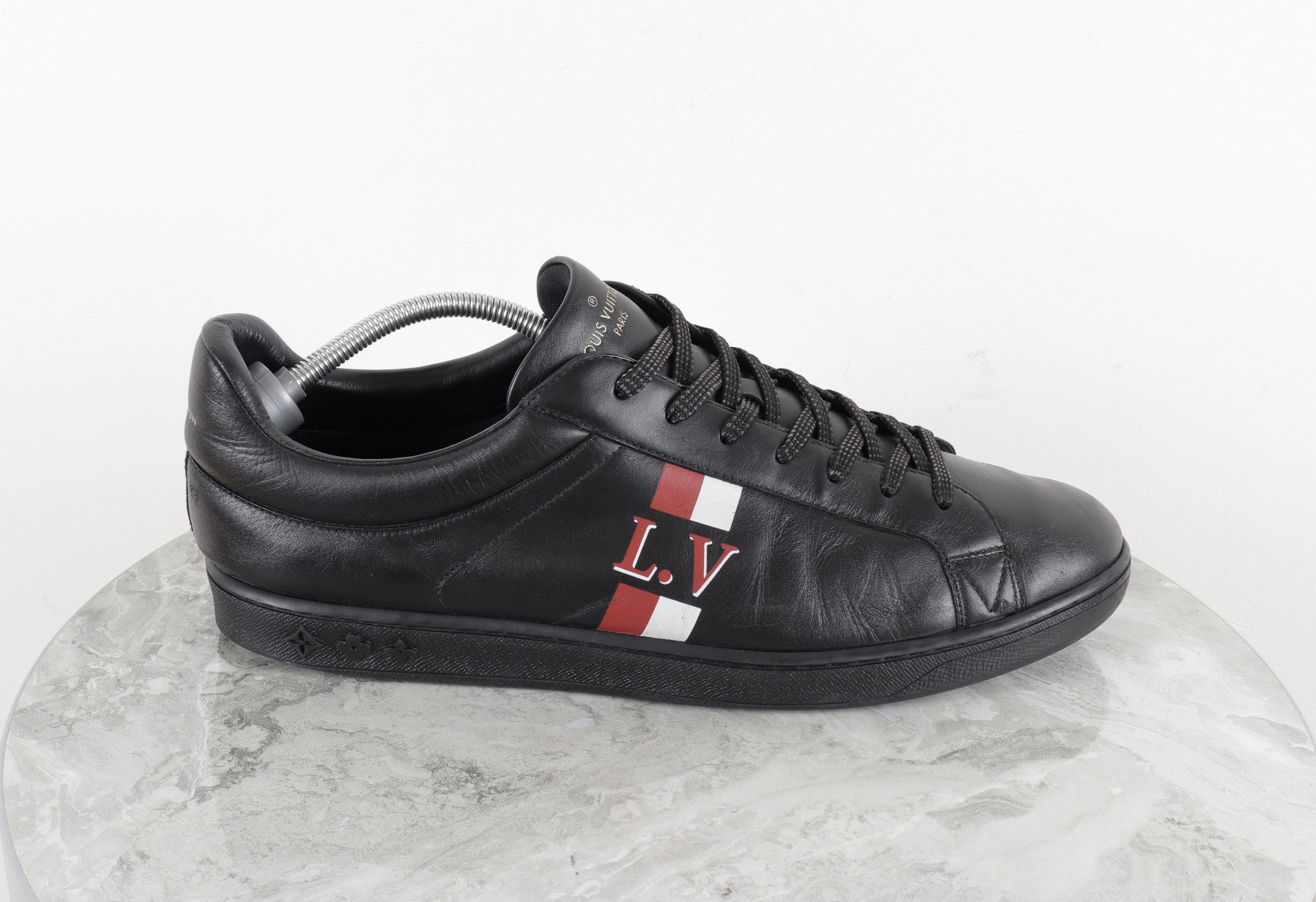Louis Vuitton LOUIS VUITTON Black Leather Sneakers Size US 10 / EU 43 - 1 Thumbnail