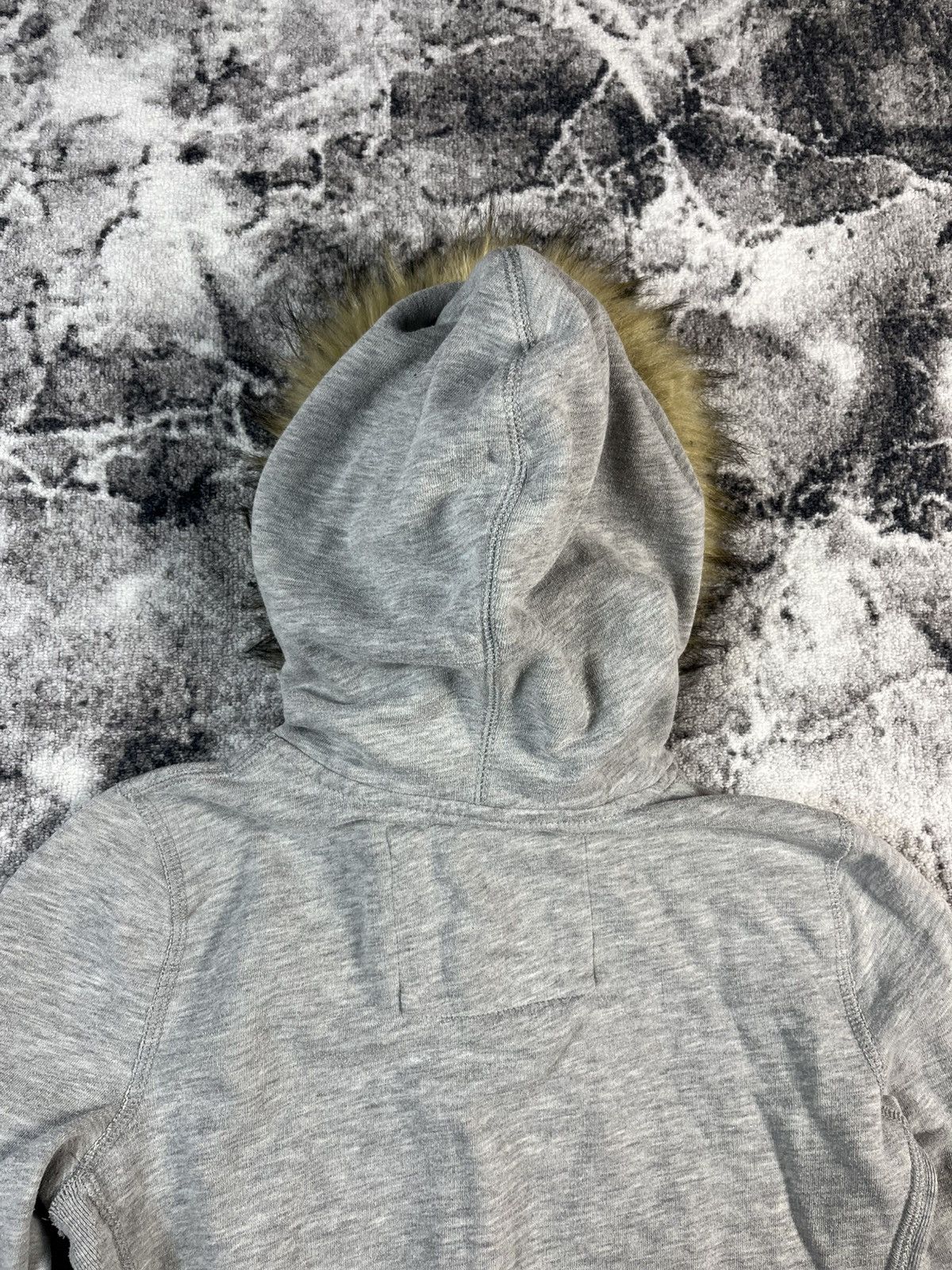 Abercrombie & Fitch Abercrombie Fitch Y2K Fur Hoodie Womens L Fits M Size L / US 10 / IT 46 - 11 Thumbnail
