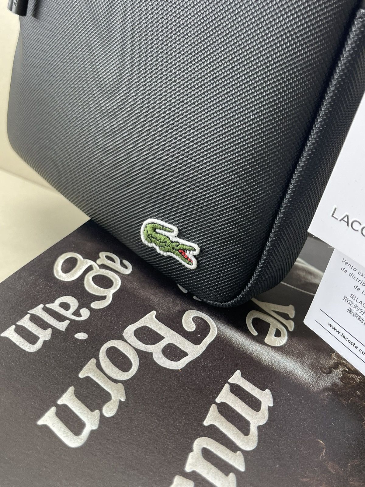 Lacoste (new+tag Lacoste men noir crossover messenger black bag Size ONE SIZE - 2 Thumbnail