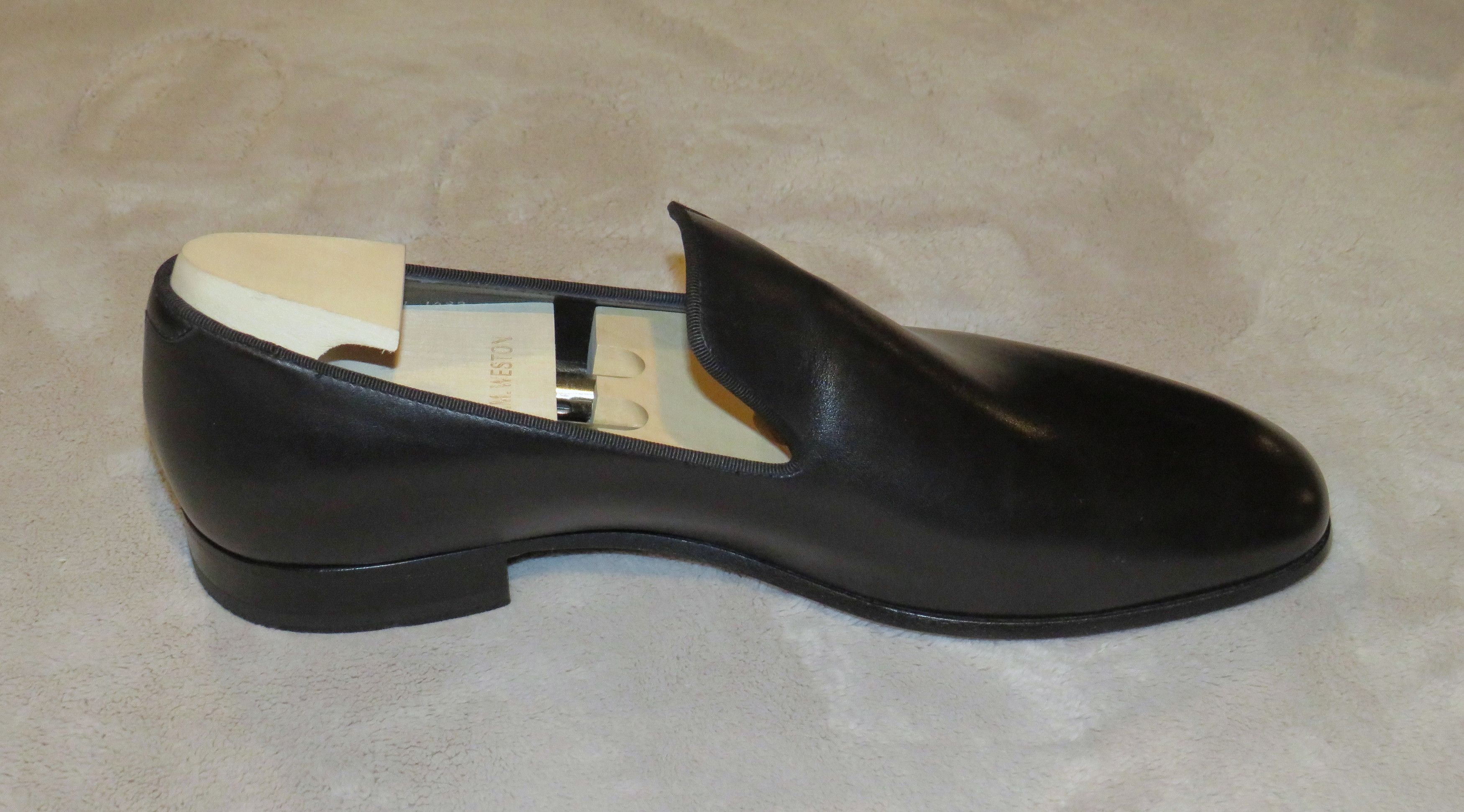 J.M. Weston 911 Black Calf Leather One Piece Formal Loafer 9.5 NWOB Size US 9.5 / EU 42-43 - 5 Thumbnail