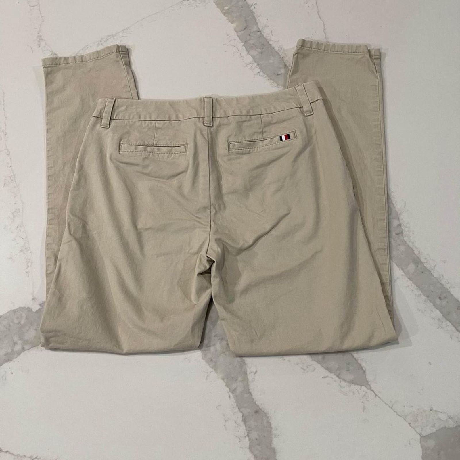Tommy Hilfiger Tommy Hilfiger Slim Fit Solid Khaki Chino Pant Women’s 6 Size 28" / US 6 / IT 42 - 6 Thumbnail