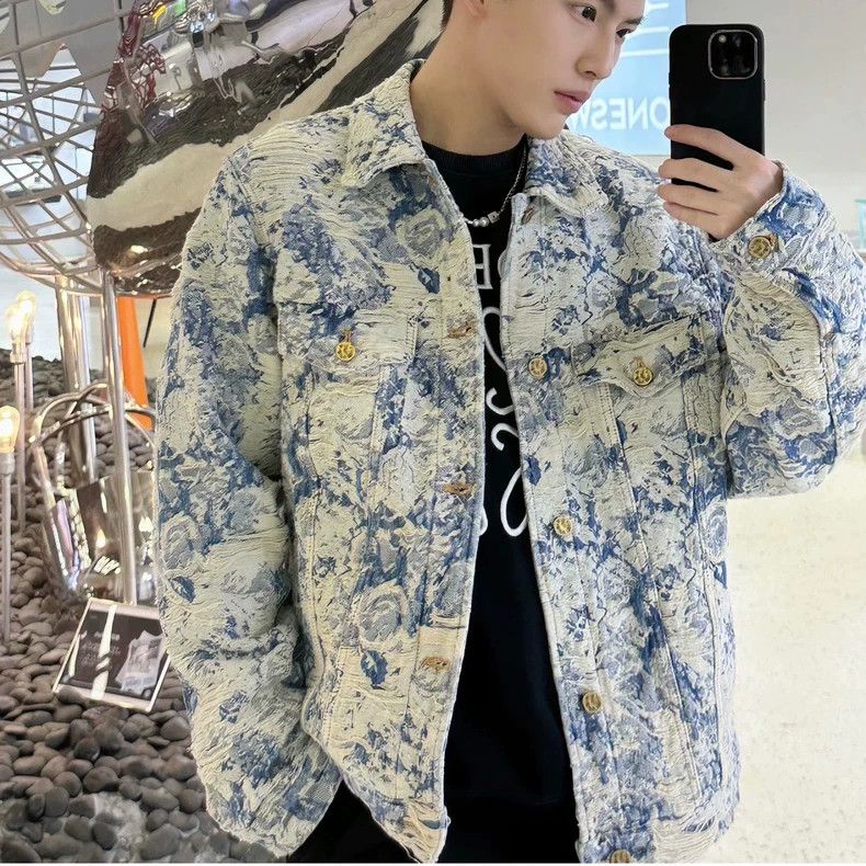 Louis Vuitton Louis Vuitton Eroded flowers to make old denim jacket Size US S / EU 44-46 / 1 - 5 Thumbnail