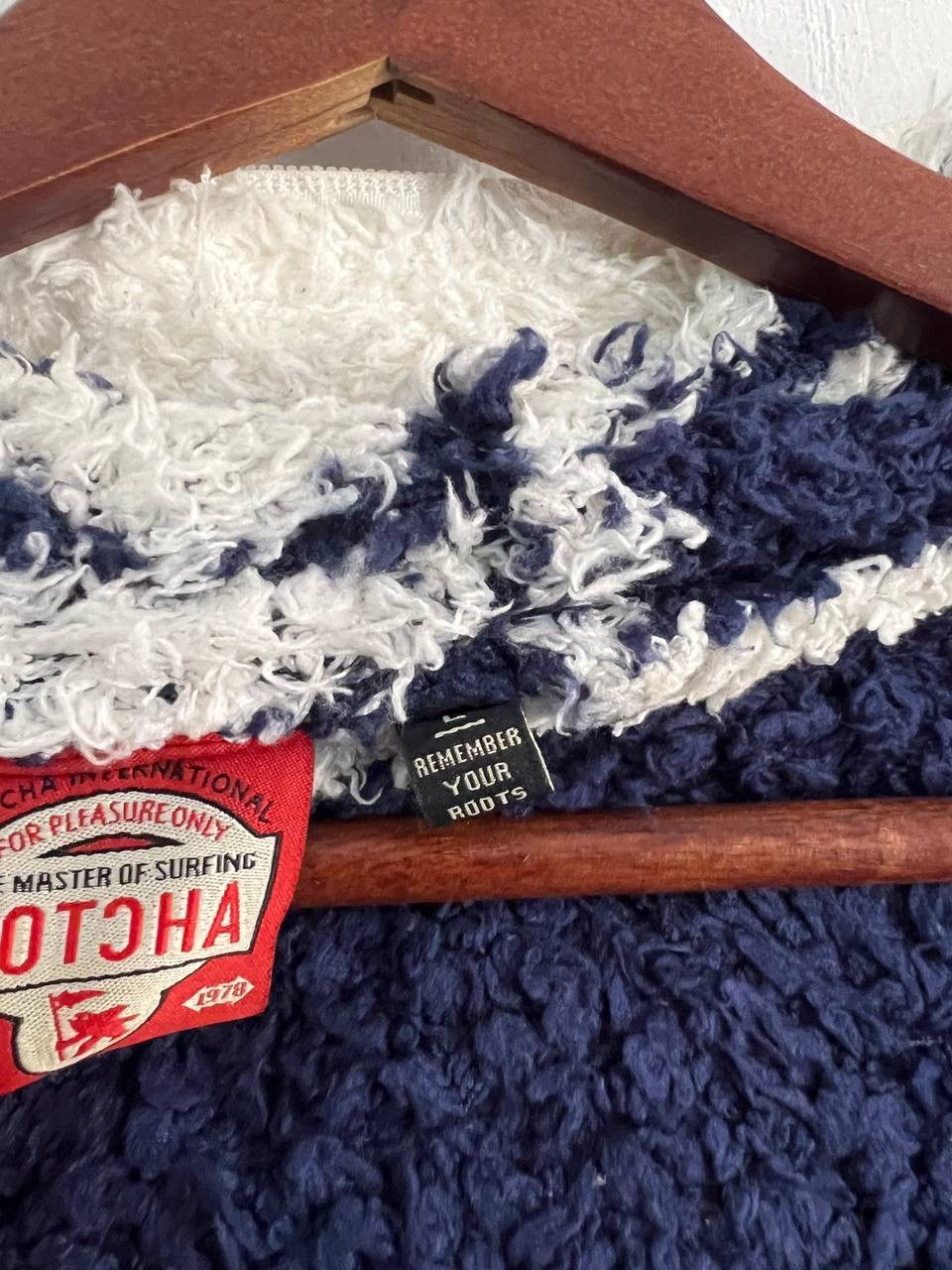 Gotcha Gotcha Surfing Native Mohair Fur Hoodie Size US L / EU 52-54 / 3 - 14 Thumbnail