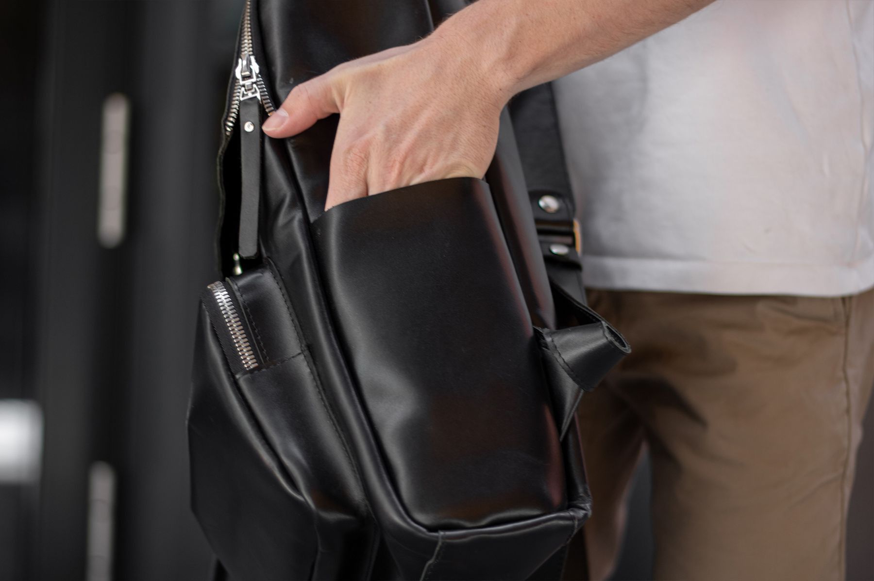 Handmade Leather backpack. Laptop backpack Size ONE SIZE - 3 Thumbnail