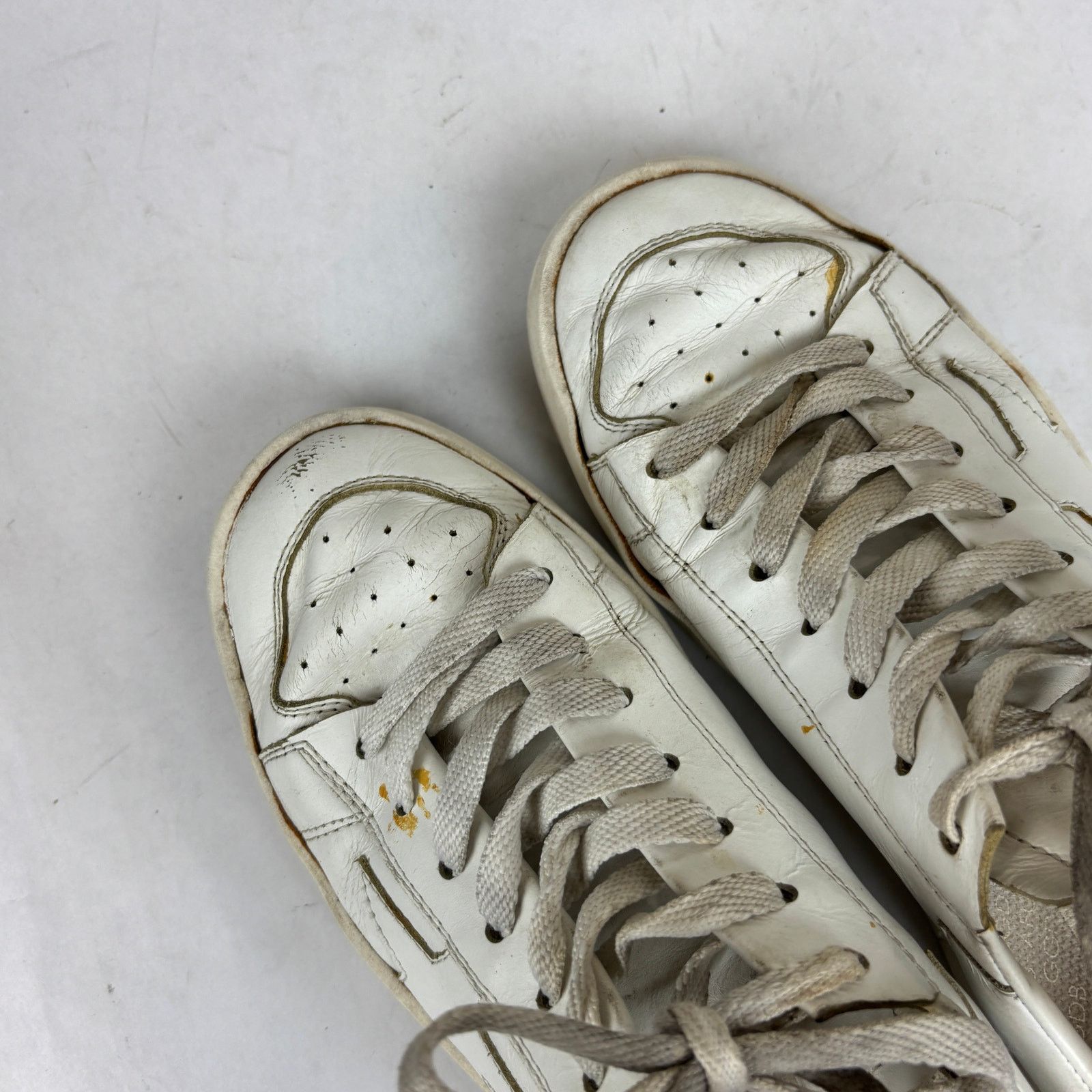 Golden Goose Golden Goose GGDB Stardan Leather Low Top Sneakers Womens 36 Size US 6 / IT 36 - 13 Thumbnail