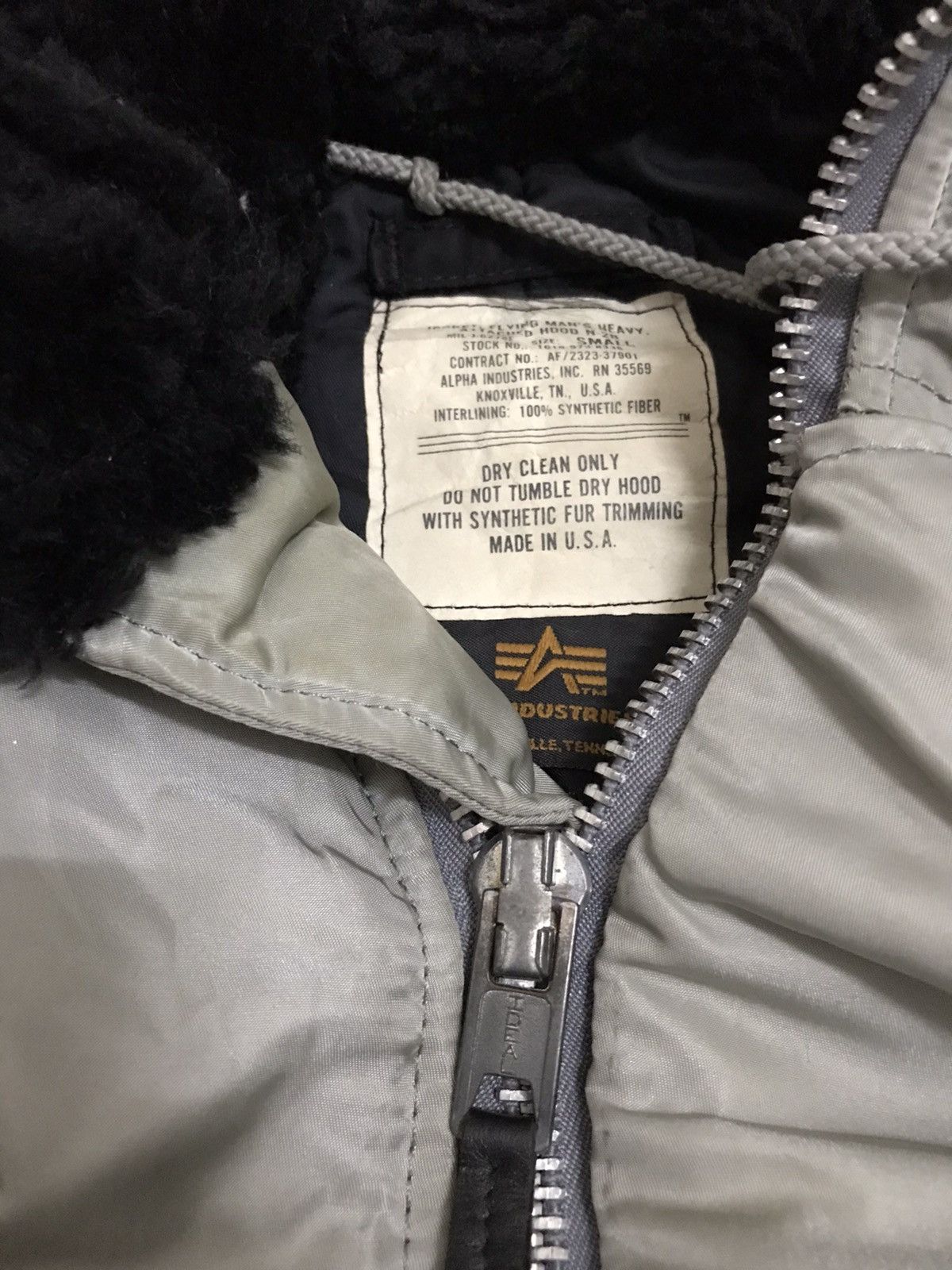 Alpha Industries Vintage Alpha Industries N-2B Flying Man Fur Hoodie Jacket Size US S / EU 44-46 / 1 - 9 Thumbnail