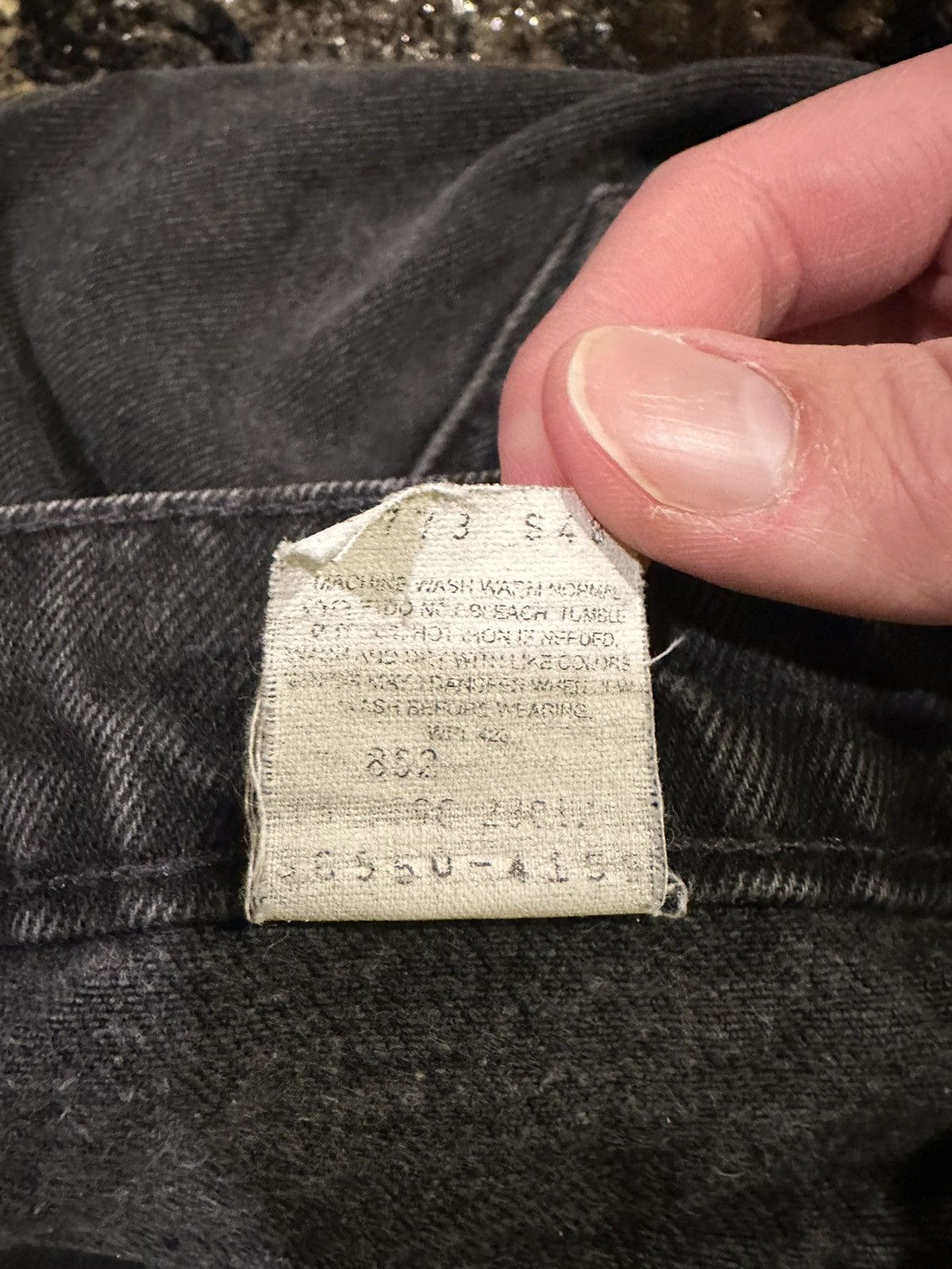 Levi's Levi’s Vintage 550 Black Ditressed Denim Shorts Orange Tab Size US 36 / EU 52 - 10 Thumbnail