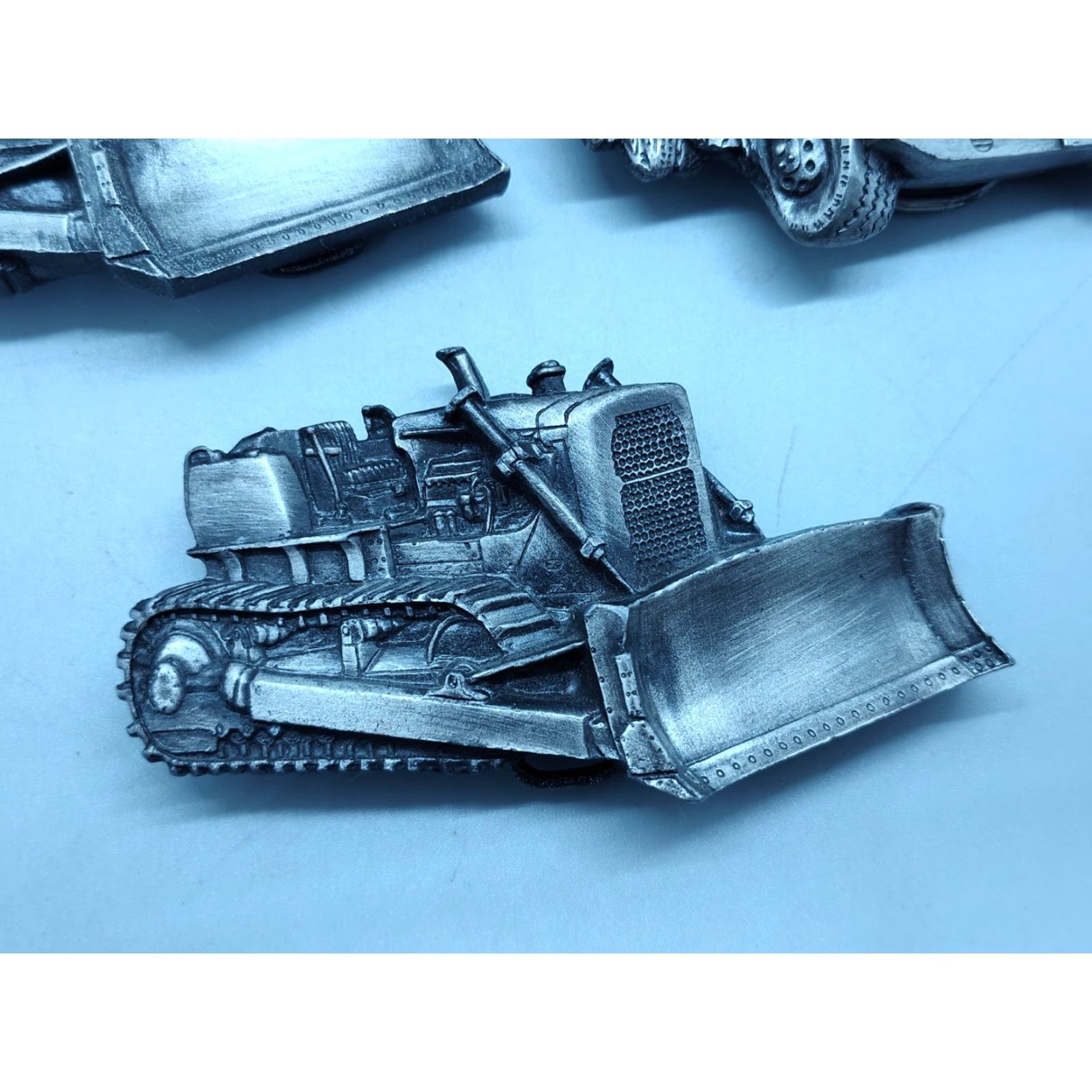 Vintage VINTAGE Bergamot Brass Works 1970s Industrial Belt Buckles Lot of 3 Silver/Bronze Adult Unisex Size ONE SIZE - 2 Thumbnail