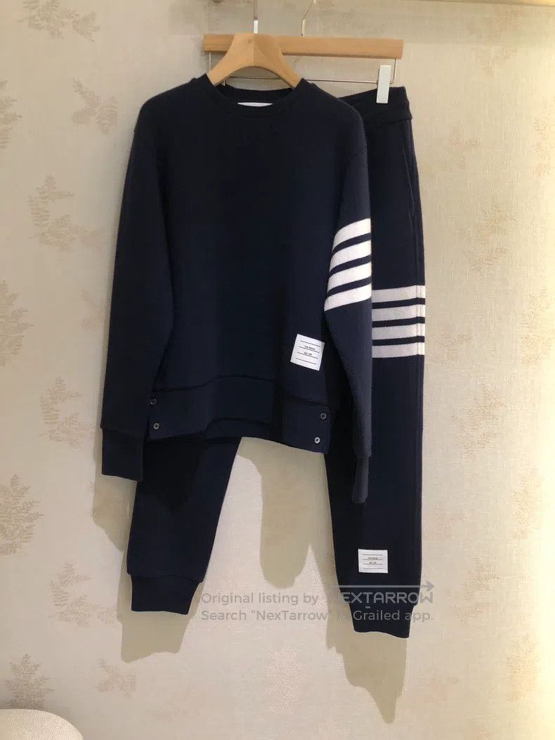 Thom Browne Thom Browne Navy blue cashmere sweater Size US XXS / EU 40 - 1 Thumbnail