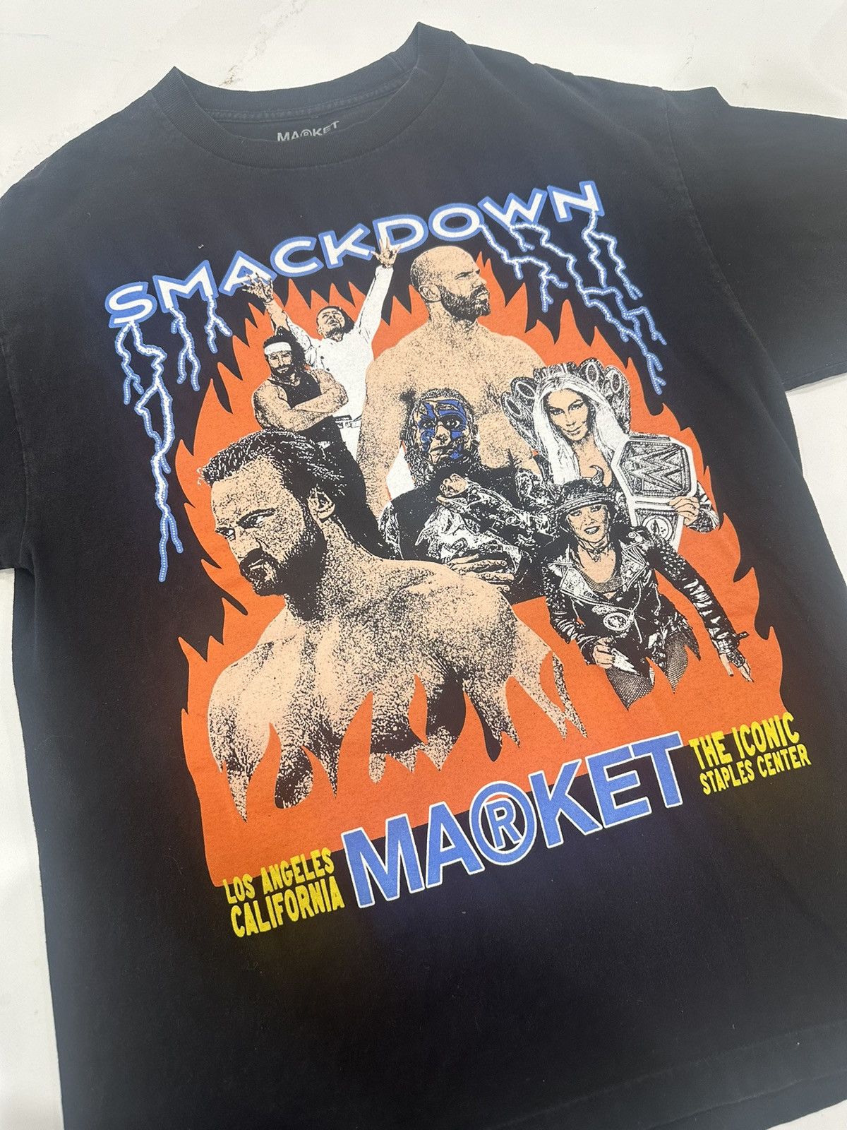 WWE 2021 WWE Smackdown Staples Center Chinatown Market T-Shirt Size US L / EU 52-54 / 3 - 1 Thumbnail
