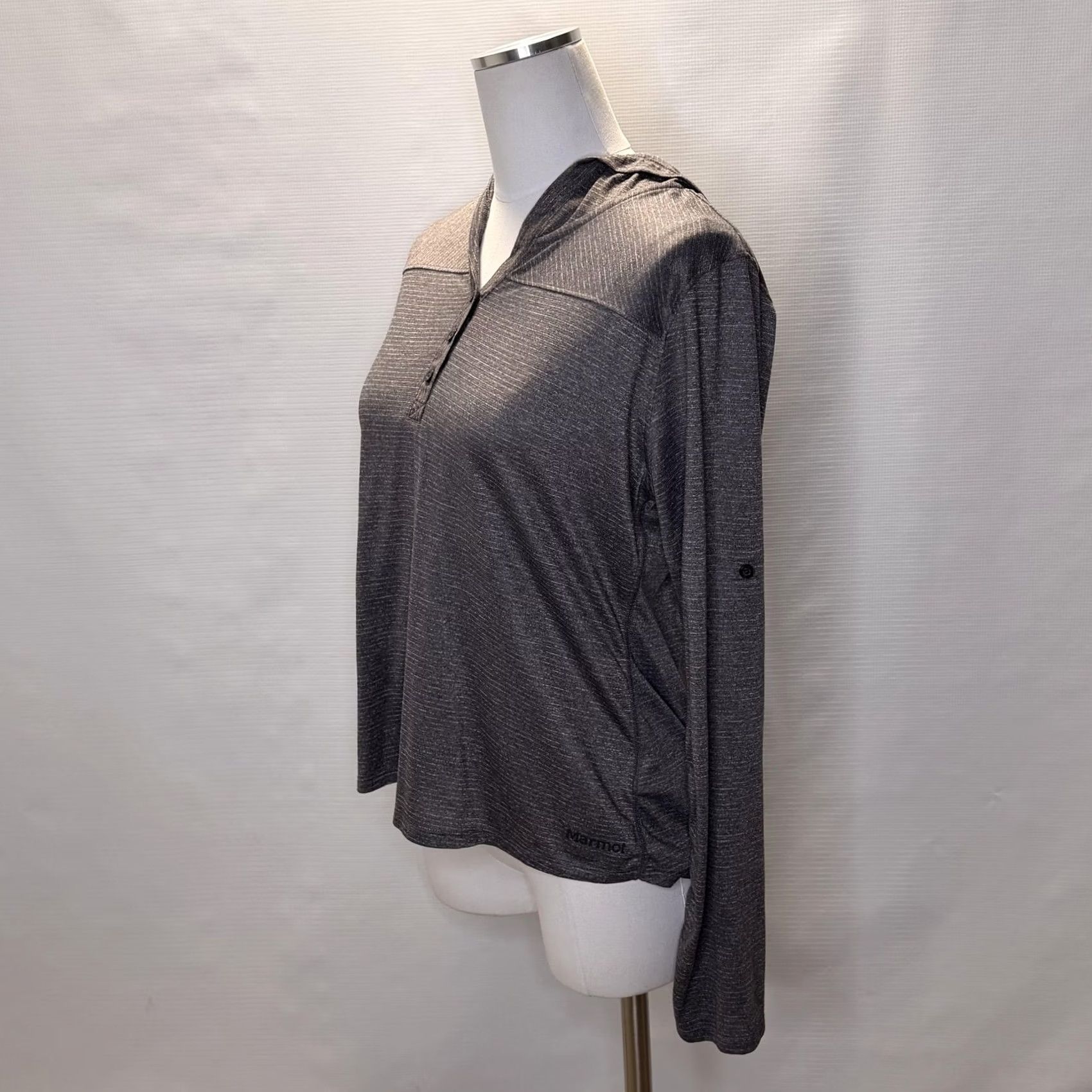 Marmot Marmot Womens Hoodie Shirt L Gray Lightweight Henley Hooded Pullover Top Regular Sweatshirt Activewear Winter Spring Fall Hiking Mens Womens Children Size L / US 10 / IT 46 - 2 Thumbnail