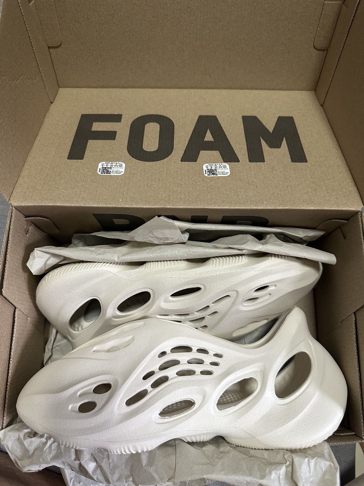 Adidas × Kanye West × Yeezy Adidas Yeezy Foam RNNR Sand Size US 9 / EU 42 - 1 Thumbnail