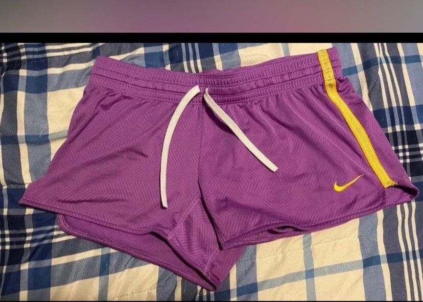 Nike Nike Shorts Size 35" - 1 Thumbnail