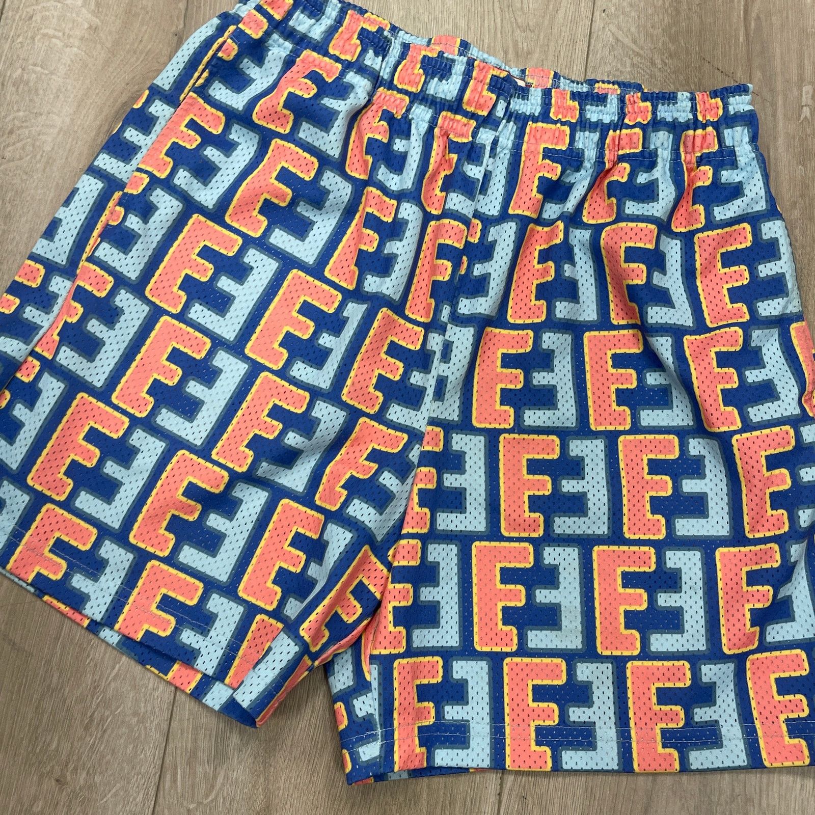 Eric Emanuel Eric Emanuel EE Pattern Basic Shorts Blue Pink Size Large L Size US 30 / EU 46 - 2 Thumbnail