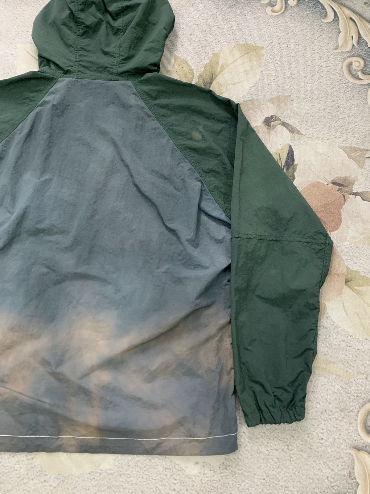 Chums × Vintage Vtg Chums Hurricane Utah Bleached Jacket Hooded Size US L / EU 52-54 / 3 - 7 Thumbnail