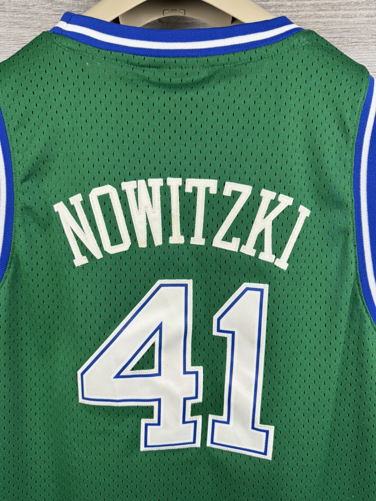 NBA × Reebok × Vintage NBA REEBOK 1987-88 HARDWOOD VINTAGE DIRK NOWITZKI DALLAS Size US M / EU 48-50 / 2 - 11 Thumbnail