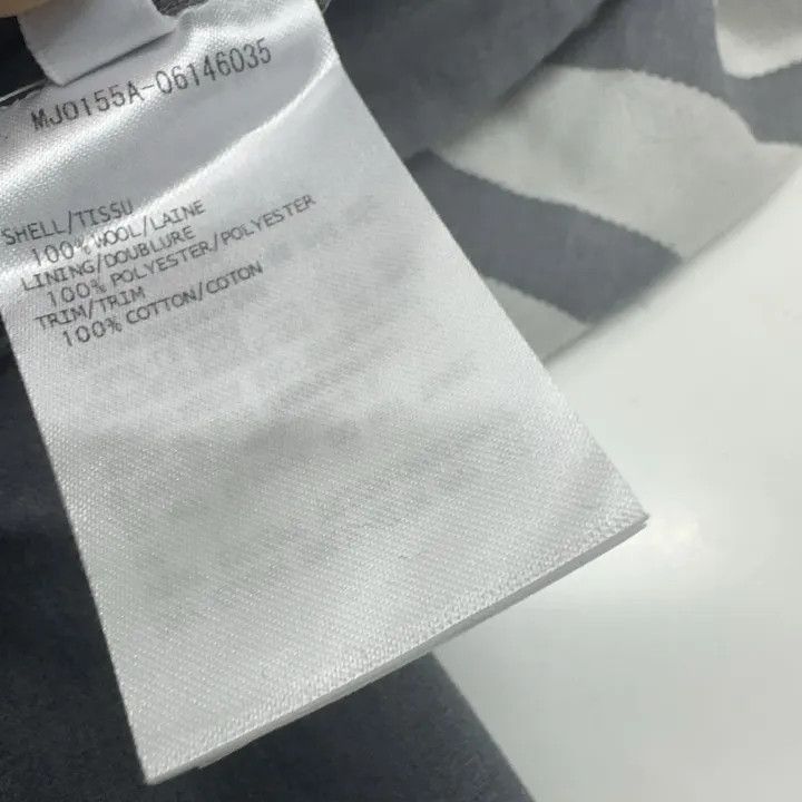Thom Browne Thom Browne Logo Stripe Long Sleeve Jacket -2507 Size US M / EU 48-50 / 2 - 3 Thumbnail