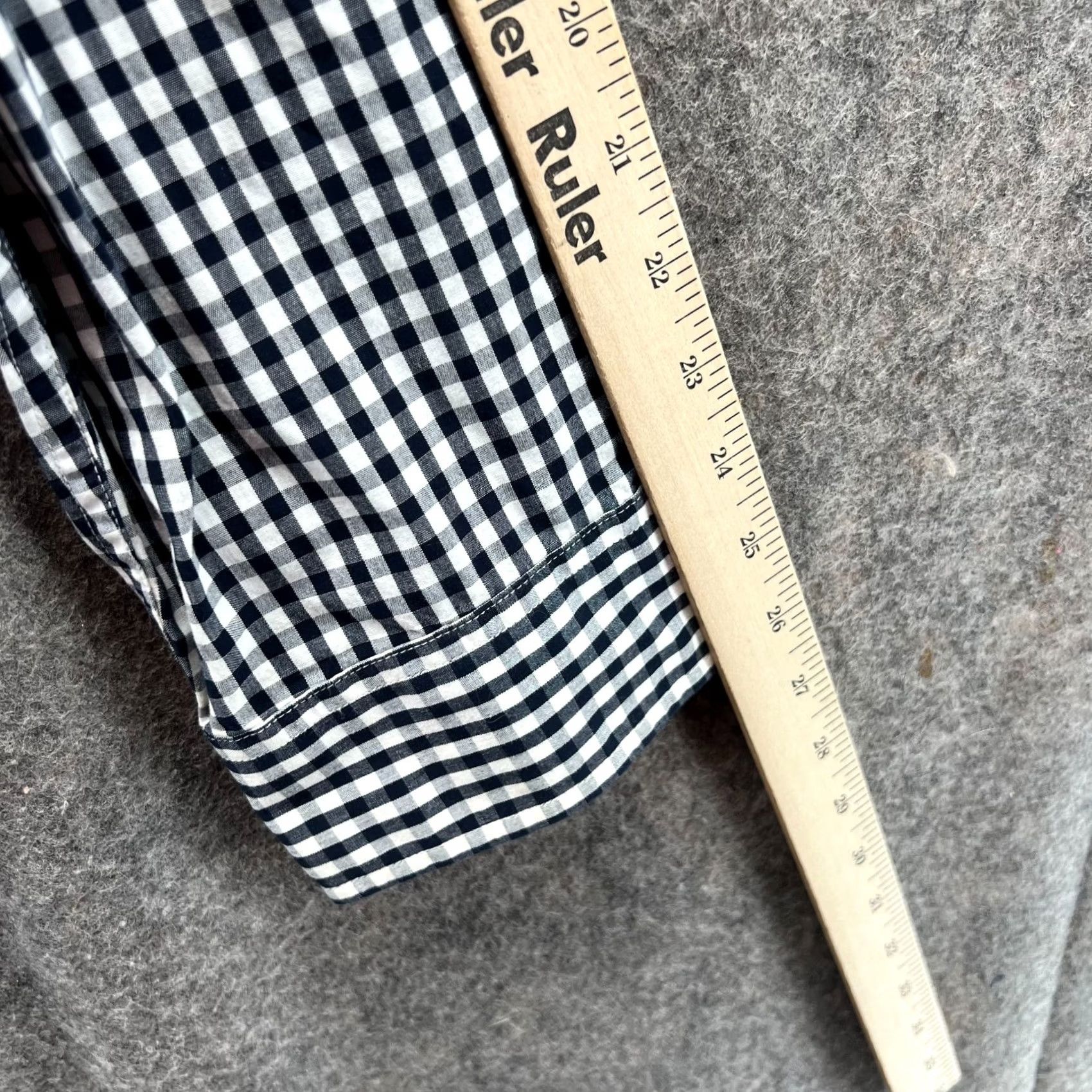 Tommy Hilfiger VINTAGE Tommy Hilfiger Shirt Men XL Black White Button Down Classic Check Size US XL / EU 56 / 4 - 6 Thumbnail
