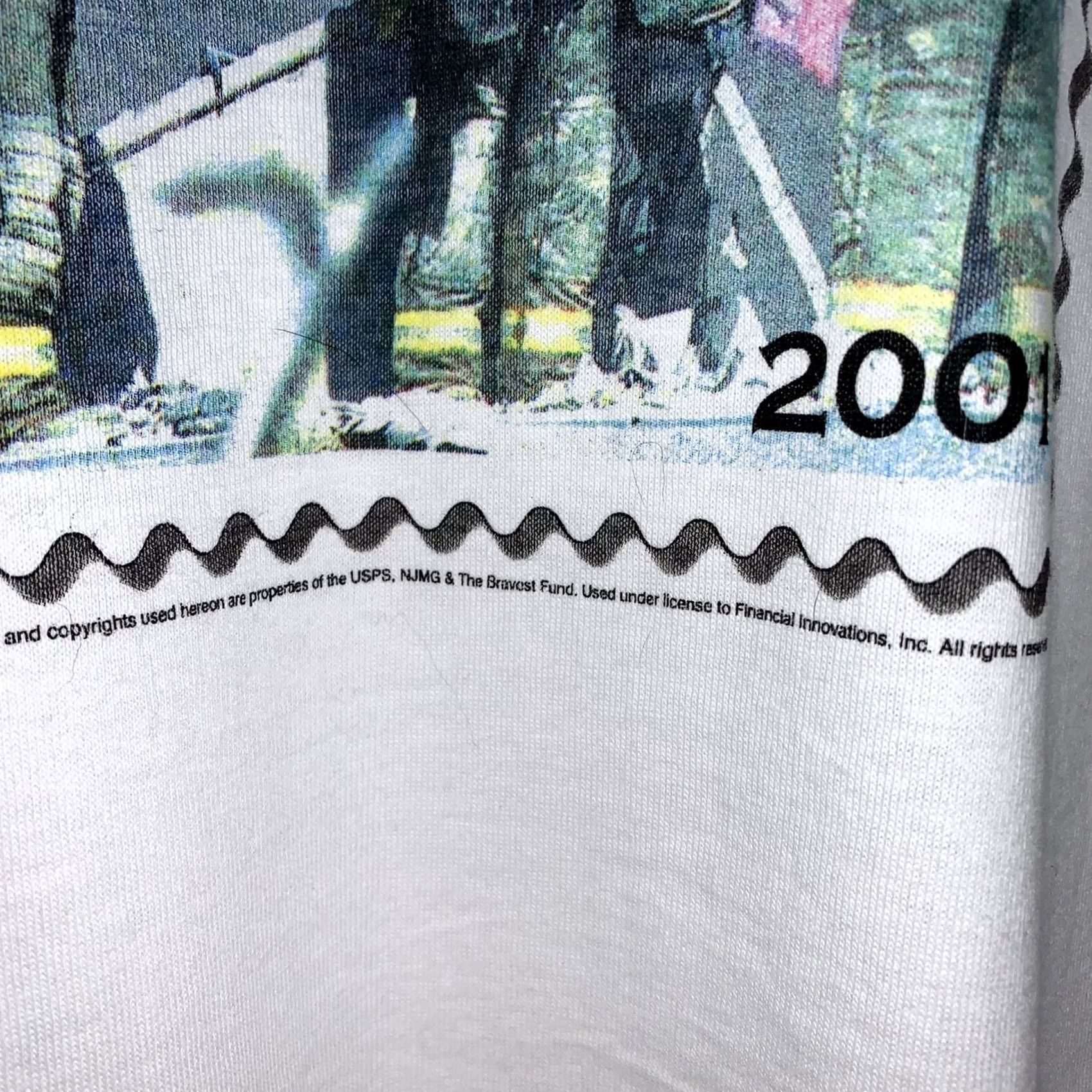 Fruit Of The Loom VINTAGE USA Heroes 2001 Stamp Tee White Shirt T-Shirt Sleeve Size Large Size US L / EU 52-54 / 3 - 2 Thumbnail