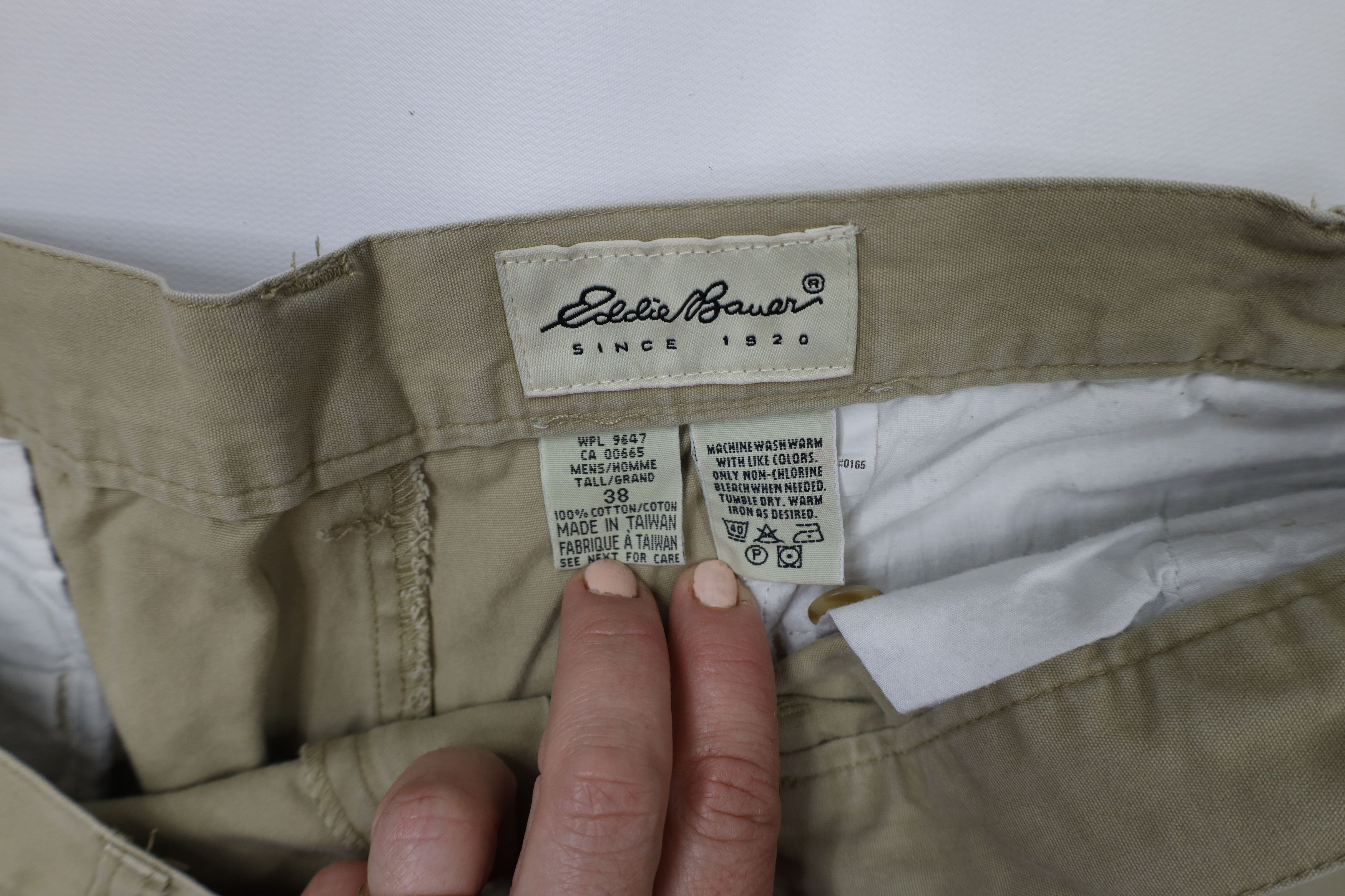 Eddie Bauer × Vintage Vintage 90s Eddie Bauer Heavyweight Cargo Shorts Cotton Size US 38 / EU 54 - 8 Thumbnail