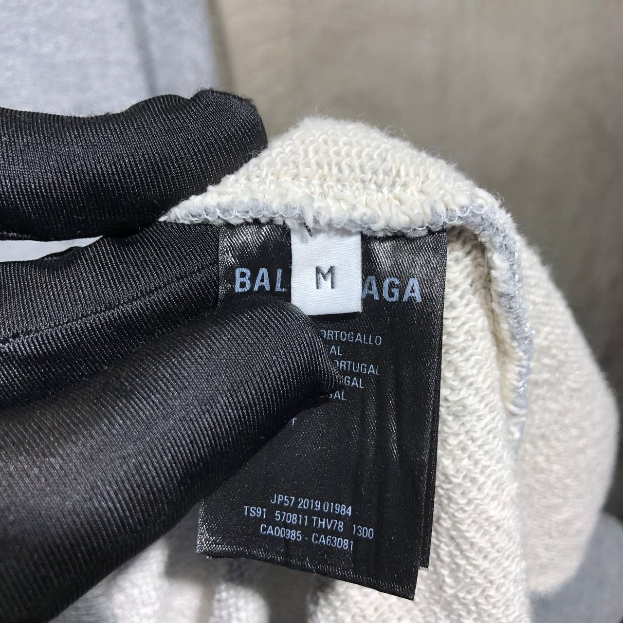 Balenciaga Balenciaga BB logo interlocking pull over hoodie Size US XXL / EU 58 / 5 - 12 Thumbnail