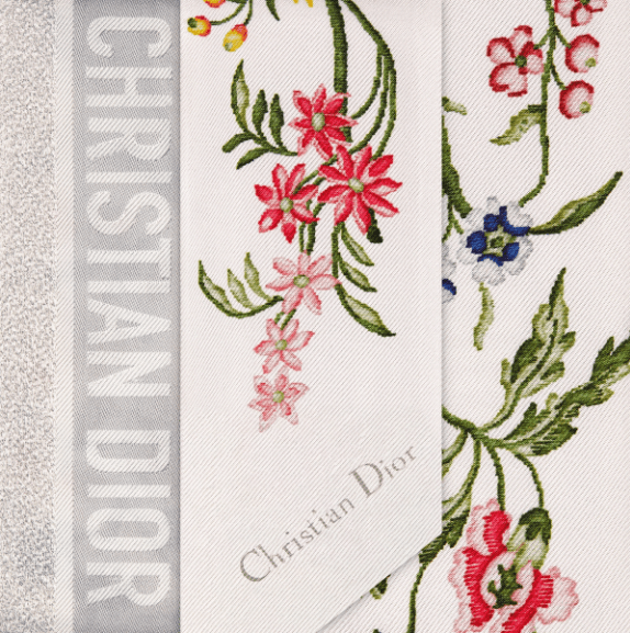 Dior o1w1db10424 Size: OS Dior Fleurs Mitzah Scarf in Multicolor Size ONE SIZE - 3 Thumbnail