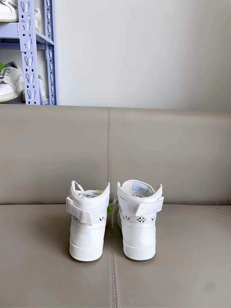 Louis Vuitton Louis Vuitton Louis Vuitton Rivoli HighTop Shoes Size 42-2 Size US 9 / EU 42 - 3 Thumbnail