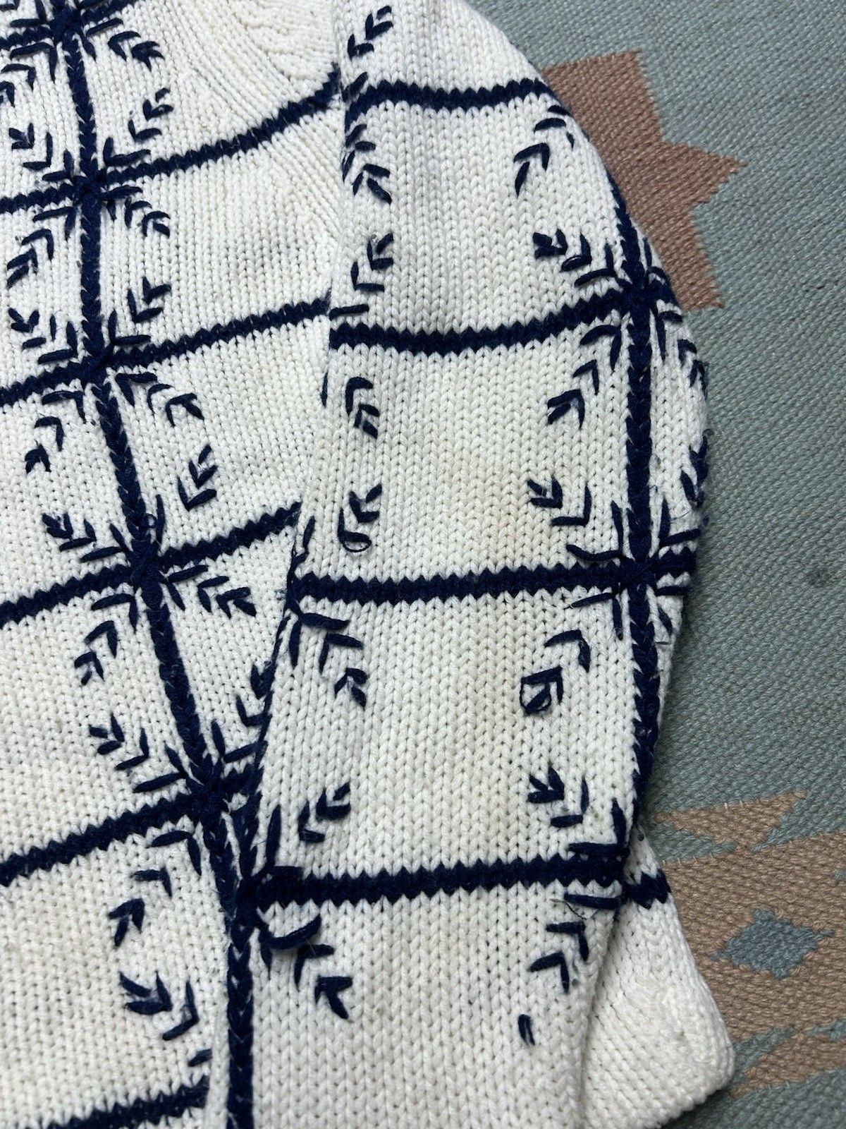 Vintage 70s acrylic knit sweater hand loomed snowflake windowpane L Size US L / EU 52-54 / 3 - 4 Thumbnail