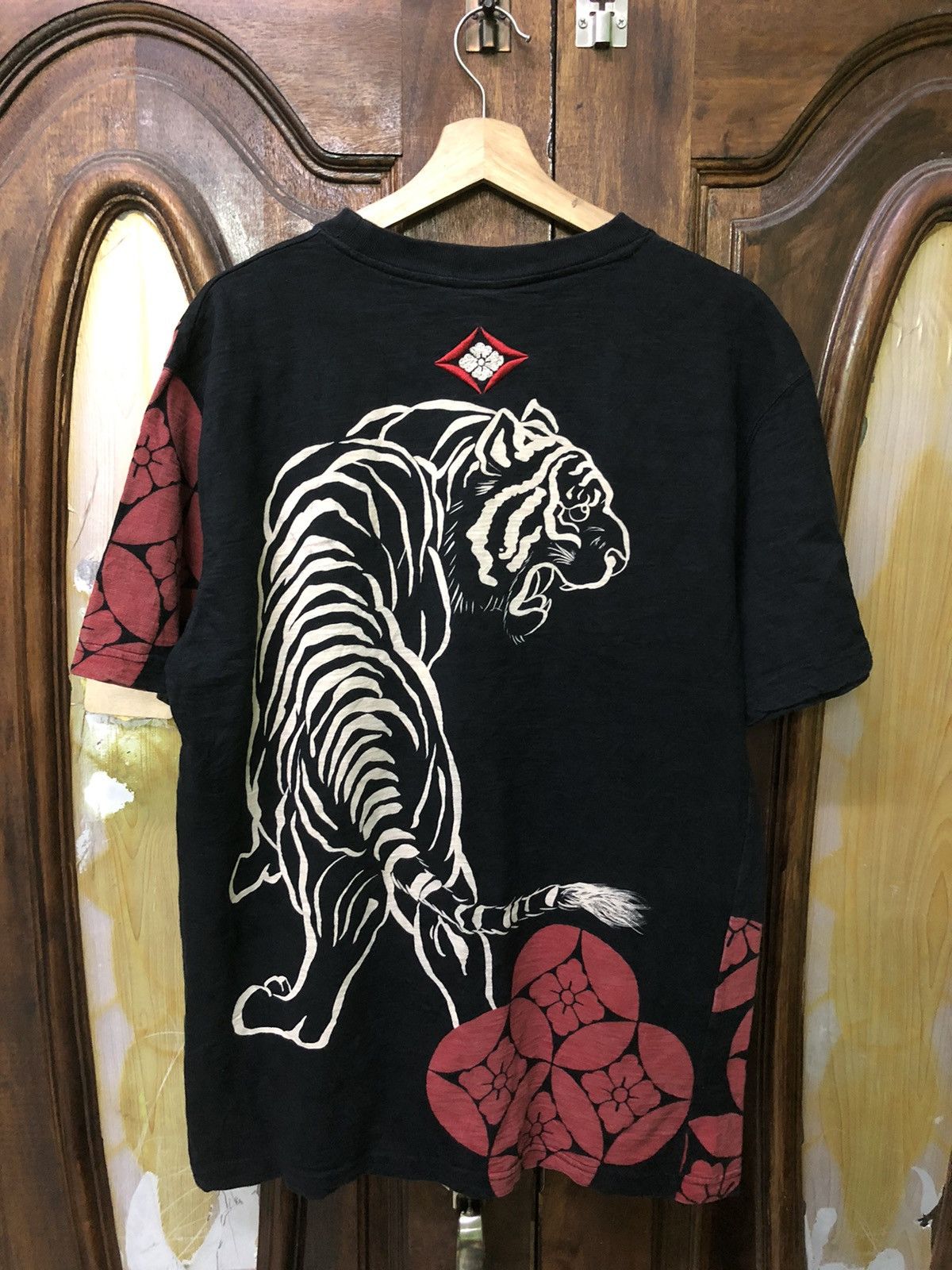Bullet Noise Vintage Sukajan Angry Tiger Rare Shirt Tee Size US L / EU 52-54 / 3 - 10 Thumbnail