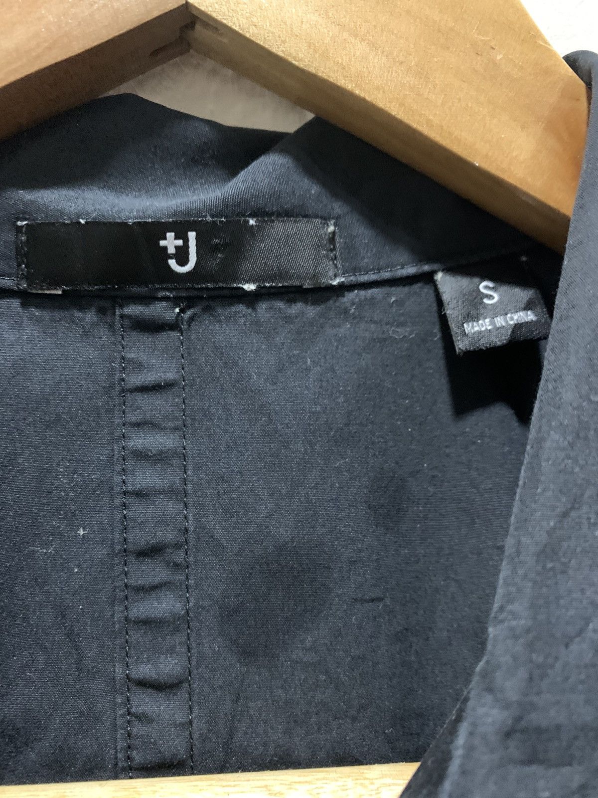 Jil Sander × Uniqlo Jil Sander❌ Uniqlo Button Up Black Shirt Size US S / EU 44-46 / 1 - 4 Thumbnail