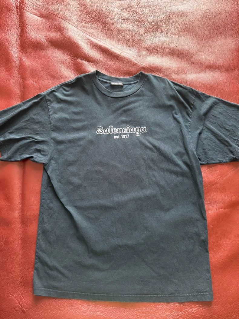 Balenciaga Balenciaga Navy blue cursive embroidered logo Size US M / EU 48-50 / 2 - 3 Thumbnail