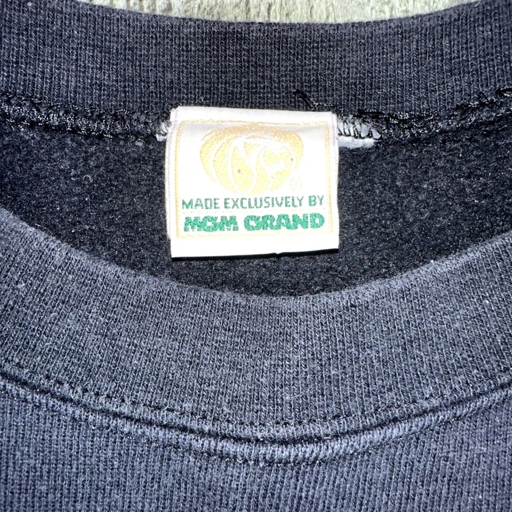 MooRER VINTAGE 1994 Moorer vs Foreman Boxing Sweatshirt MGM Grand Fight L Black Mens Pullover Crewneck USA Made in USA Sweatshirt Size US L / EU 52-54 / 3 - 3 Thumbnail