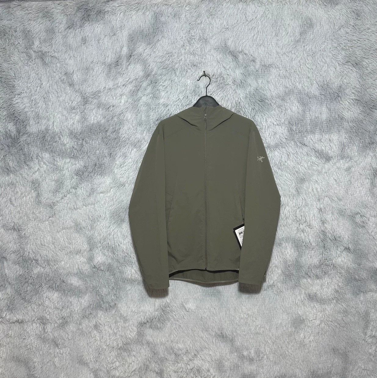 Arc'teryx Arcteryx Gamma Lightweight Hoody Jacket in Green Size US L / EU 52-54 / 3 - 1 Thumbnail