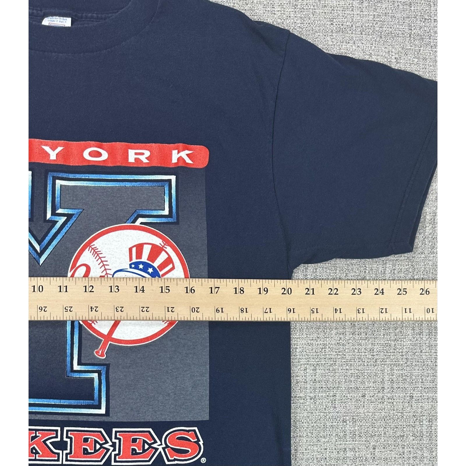 Logo 7 New York Yankees Shirt Blue MLB Baseball Logo 7 Tee 90s Sz L Size US L / EU 52-54 / 3 - 4 Thumbnail