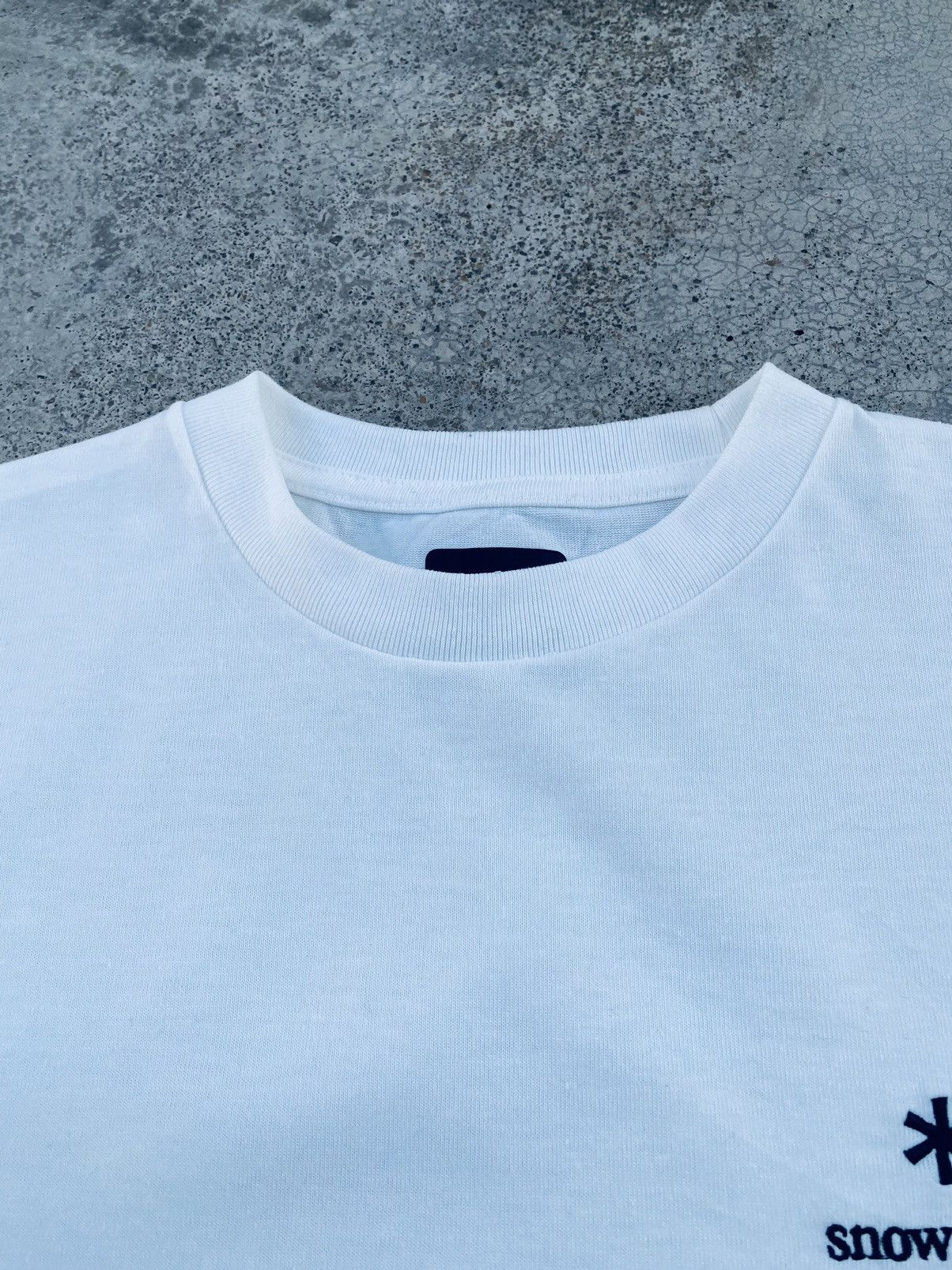 Snow Peak Vintage Y2k Snow Peak Logo Tees Size US S / EU 44-46 / 1 - 7 Thumbnail