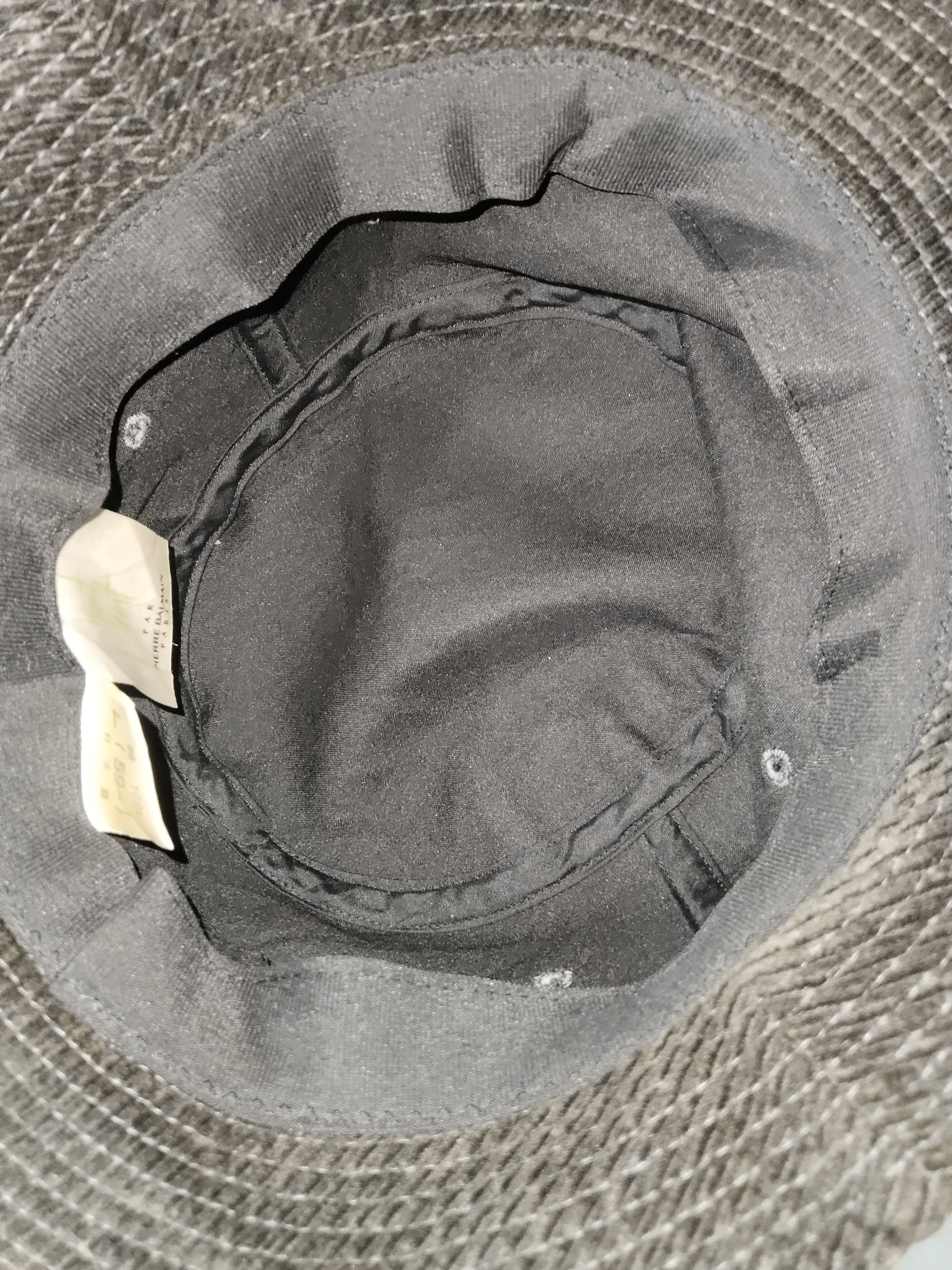 Pierre Balmain PIERRE BALMAIN VENT VENT Corduroy Bucket Hat Size ONE SIZE - 7 Thumbnail