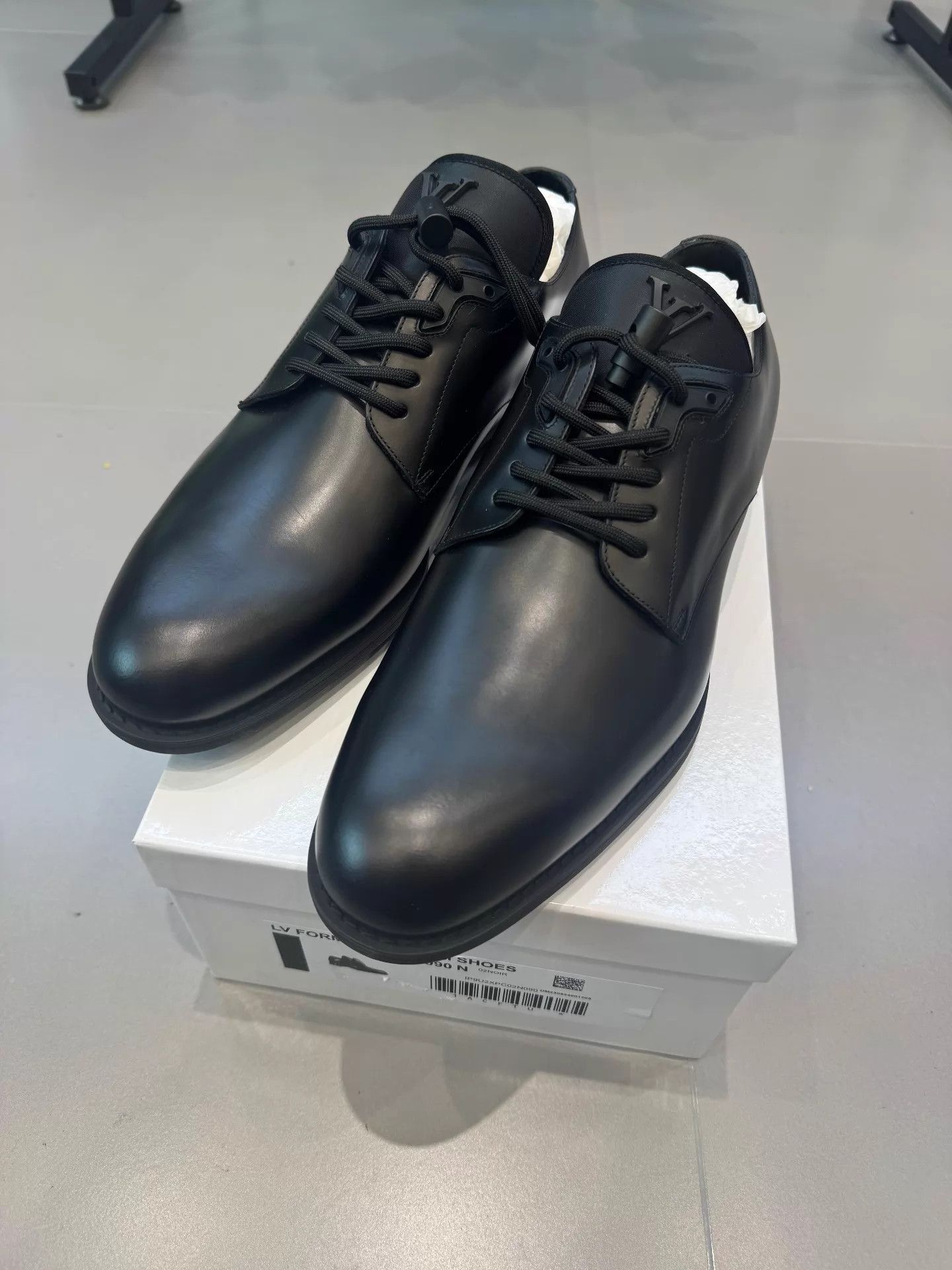 Louis Vuitton LV Formal Uniform Men's Black Derby Shoe New Big Logo Size US 9 / EU 42 - 1 Thumbnail
