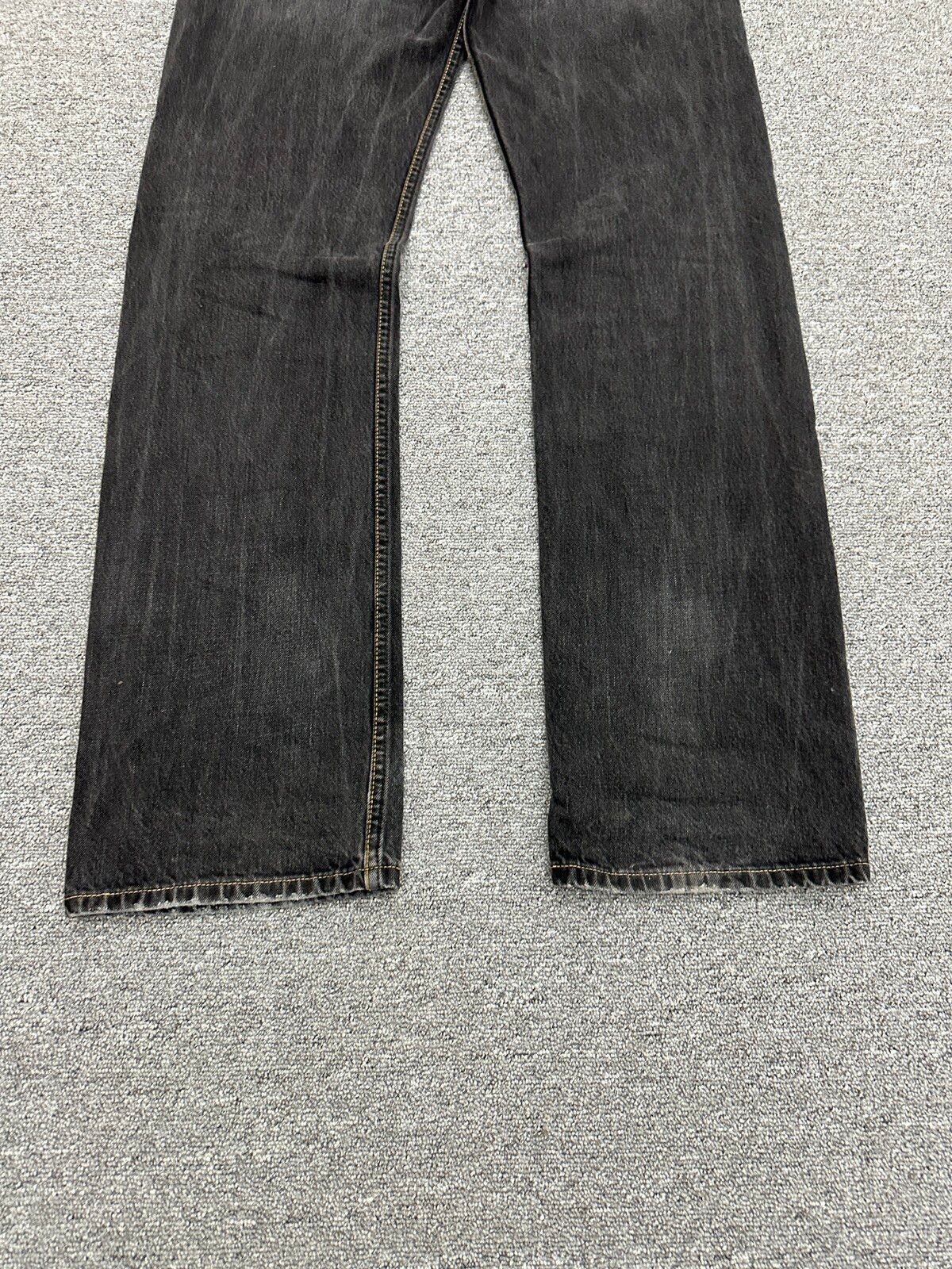 Vintage Vintage 501 Levi’s Faded Black Denim Pants Size US 32 / EU 48 - 5 Thumbnail