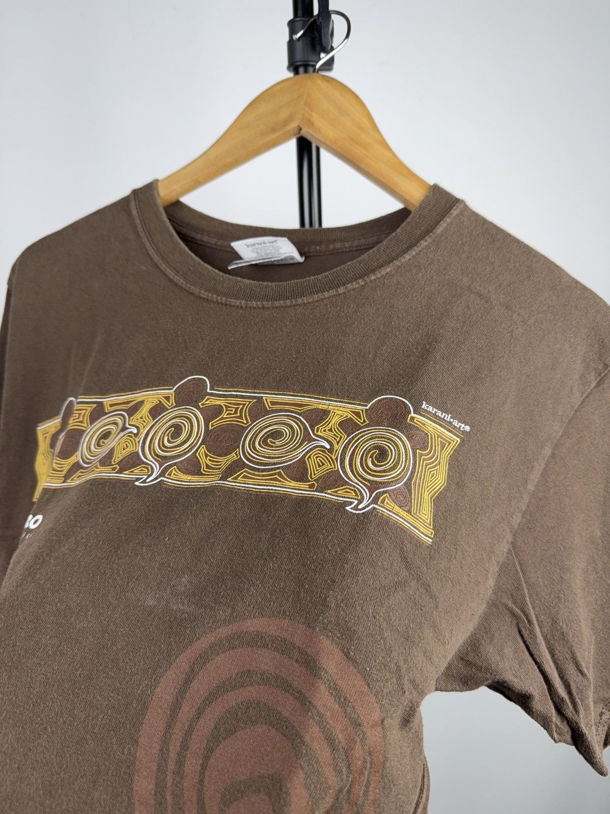 Vintage 00s Vntg Querétaro Mexico Spiral Art Graphic Brown T-Shirt Size US M / EU 48-50 / 2 - 6 Thumbnail