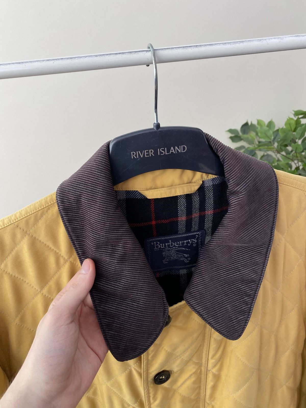 Burberry Vintage Burberry Nova Check Quilted Yellow Jacket Size US L / EU 52-54 / 3 - 4 Thumbnail