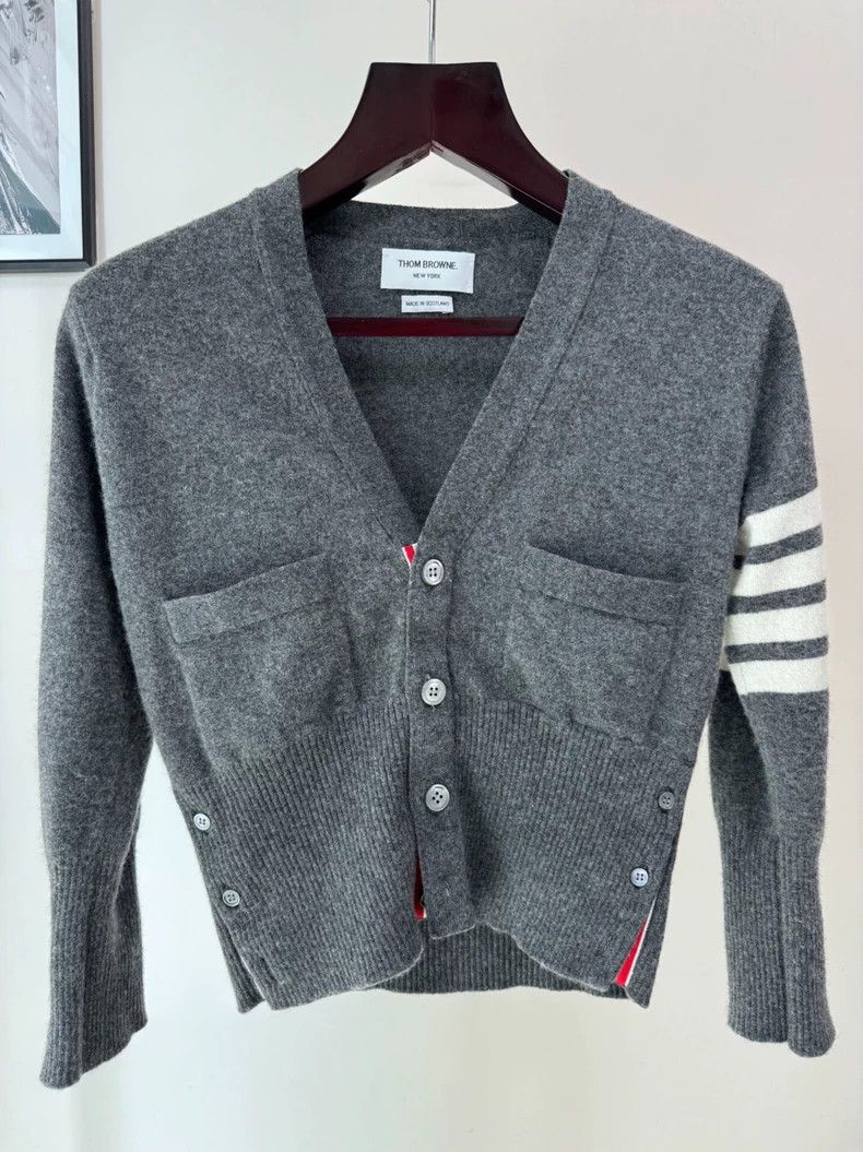 Thom Browne Cashmere Classic V-Neck Cardigan - dmc