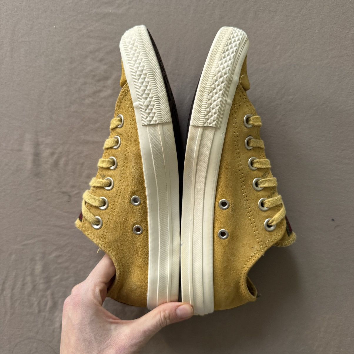 Converse Converse Chuck Taylor All Star Suede Low Top Sneakers Size US 7 / IT 37 - 2 Thumbnail