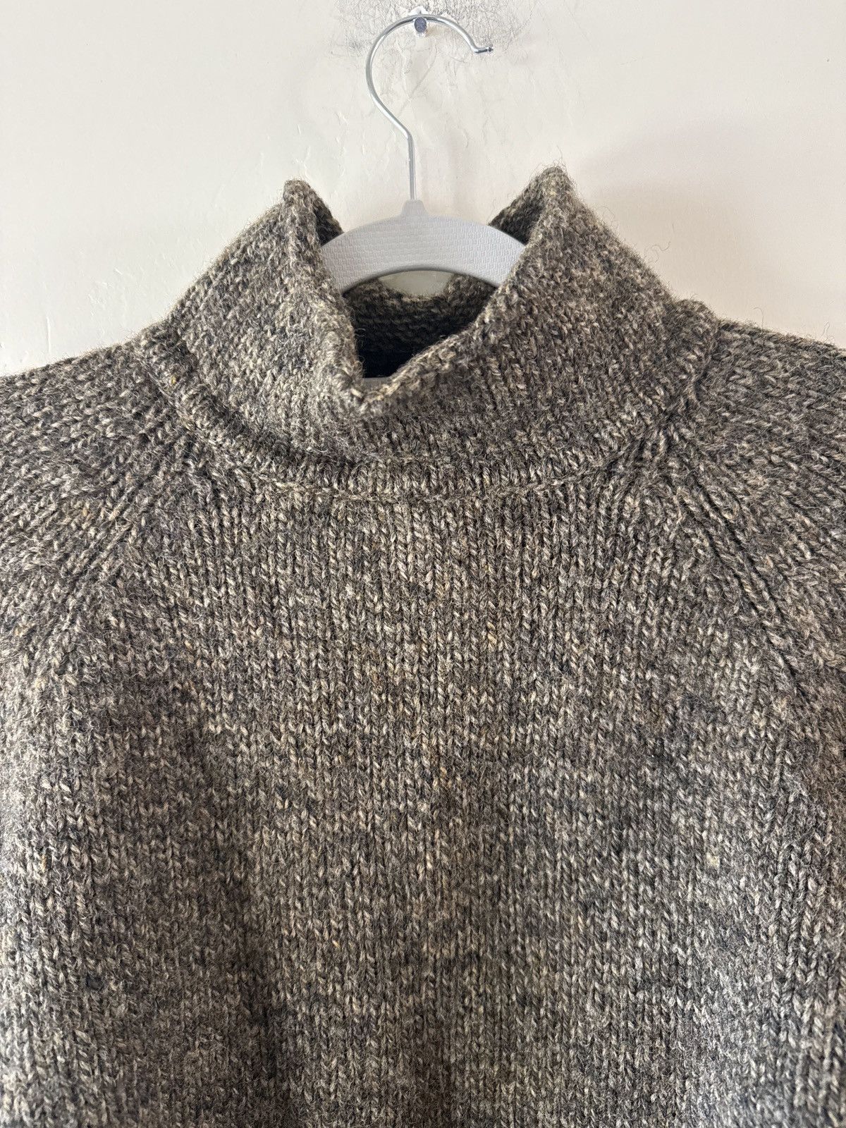 Abercrombie & Fitch Abercrombie & Fitch Gray Sweater Size US M / EU 48-50 / 2 - 5 Thumbnail
