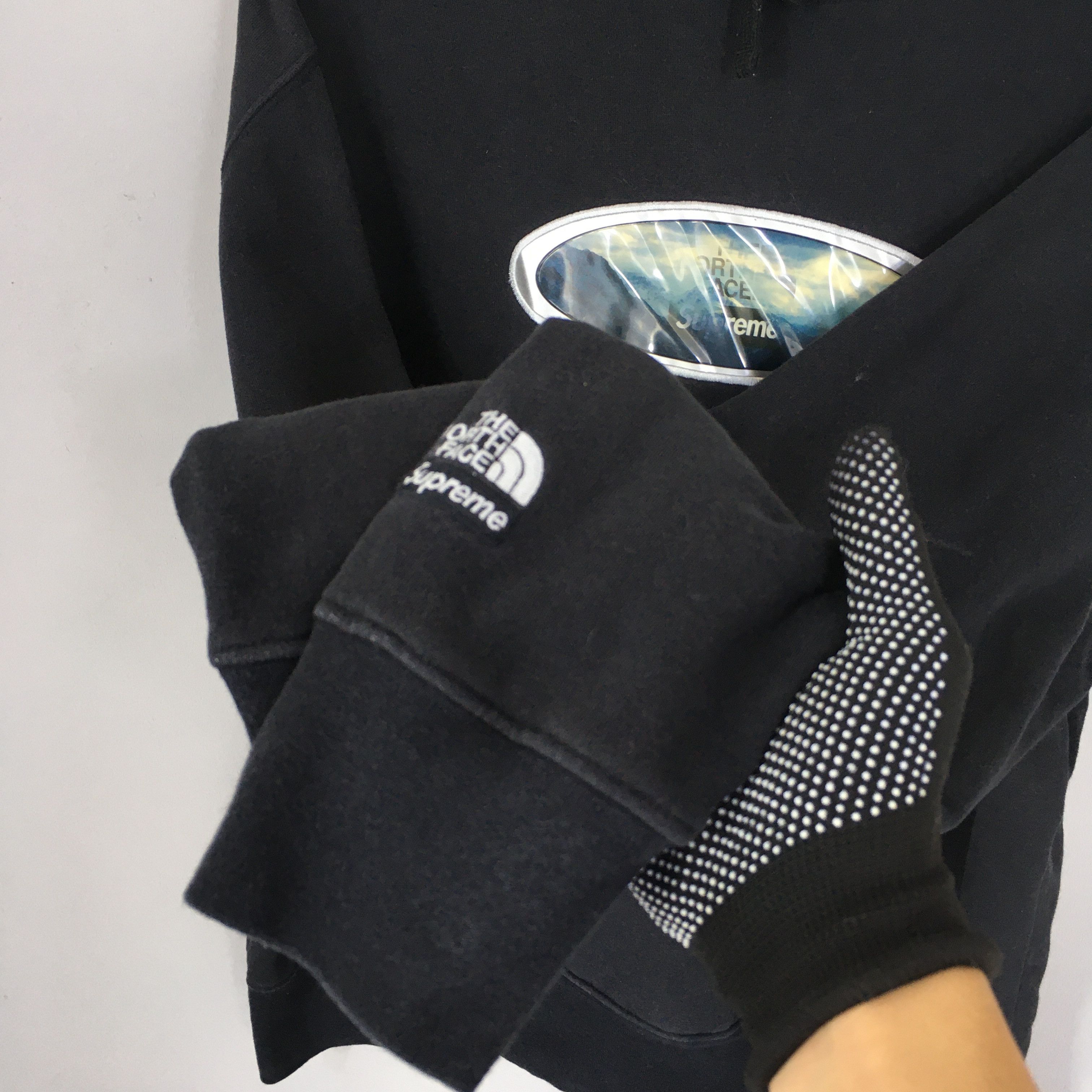 Supreme × The North Face RARE Supreme x The North Face Lenticular Logo Hoodie Medium Size US M / EU 48-50 / 2 - 5 Thumbnail