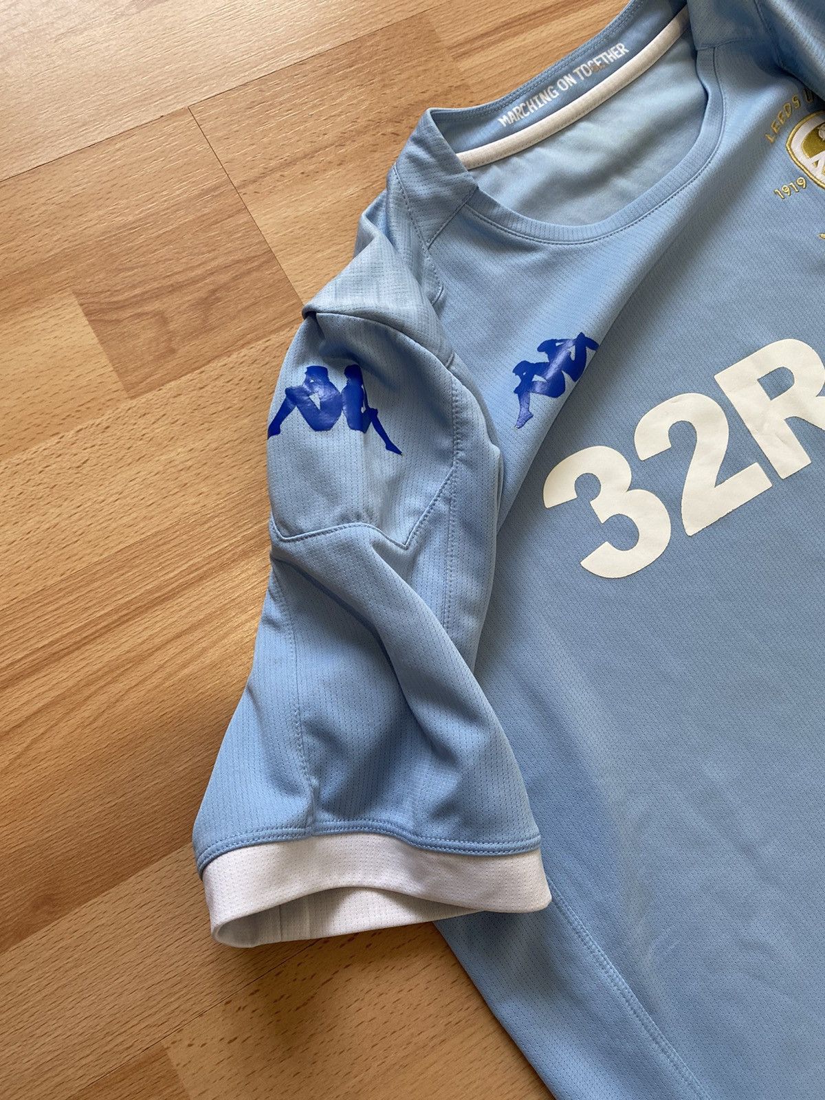 Kappa Leeds United Centenary 2019/20 Third Kappa Shirt men XL-L Size US XL / EU 56 / 4 - 4 Thumbnail