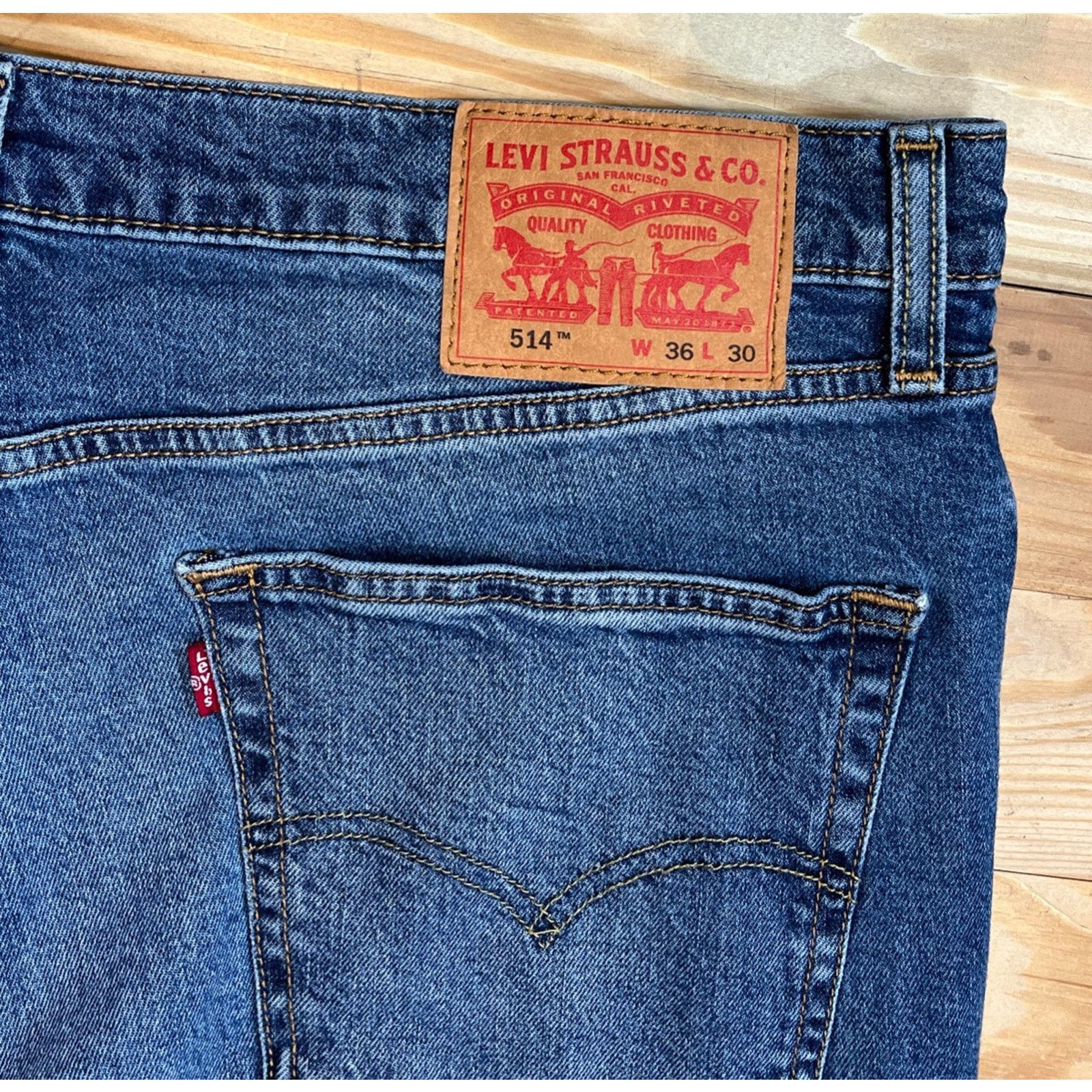 Levi's Levi's 514 Jeans Men's 36x30 Medium Wash Slim Straight Leg Size US 36 / EU 52 - 3 Thumbnail